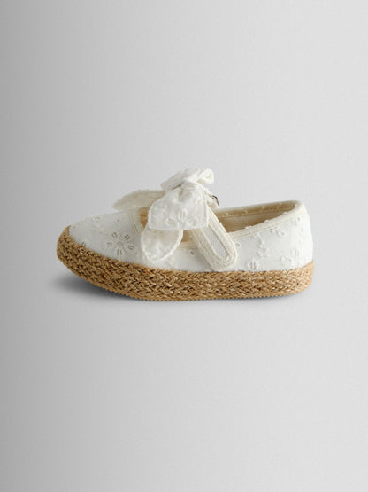 JoJo Maman Bébé White Broderie Embroidered Bow Strap Ballet Pumps image 4