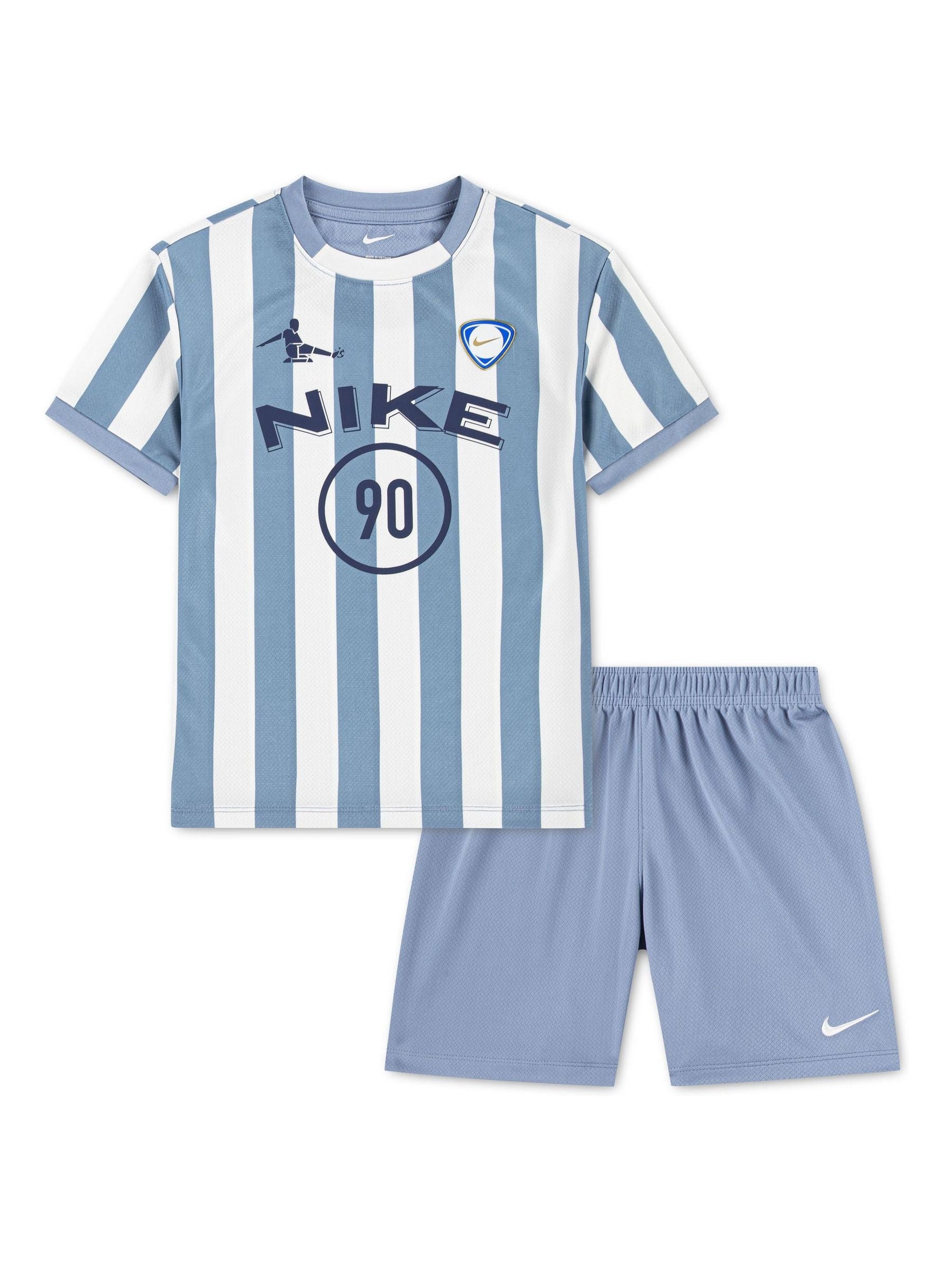 Dsiney Kidz - Nike Blue Little Goal Mode T-Shirt And Shorts Set image 1