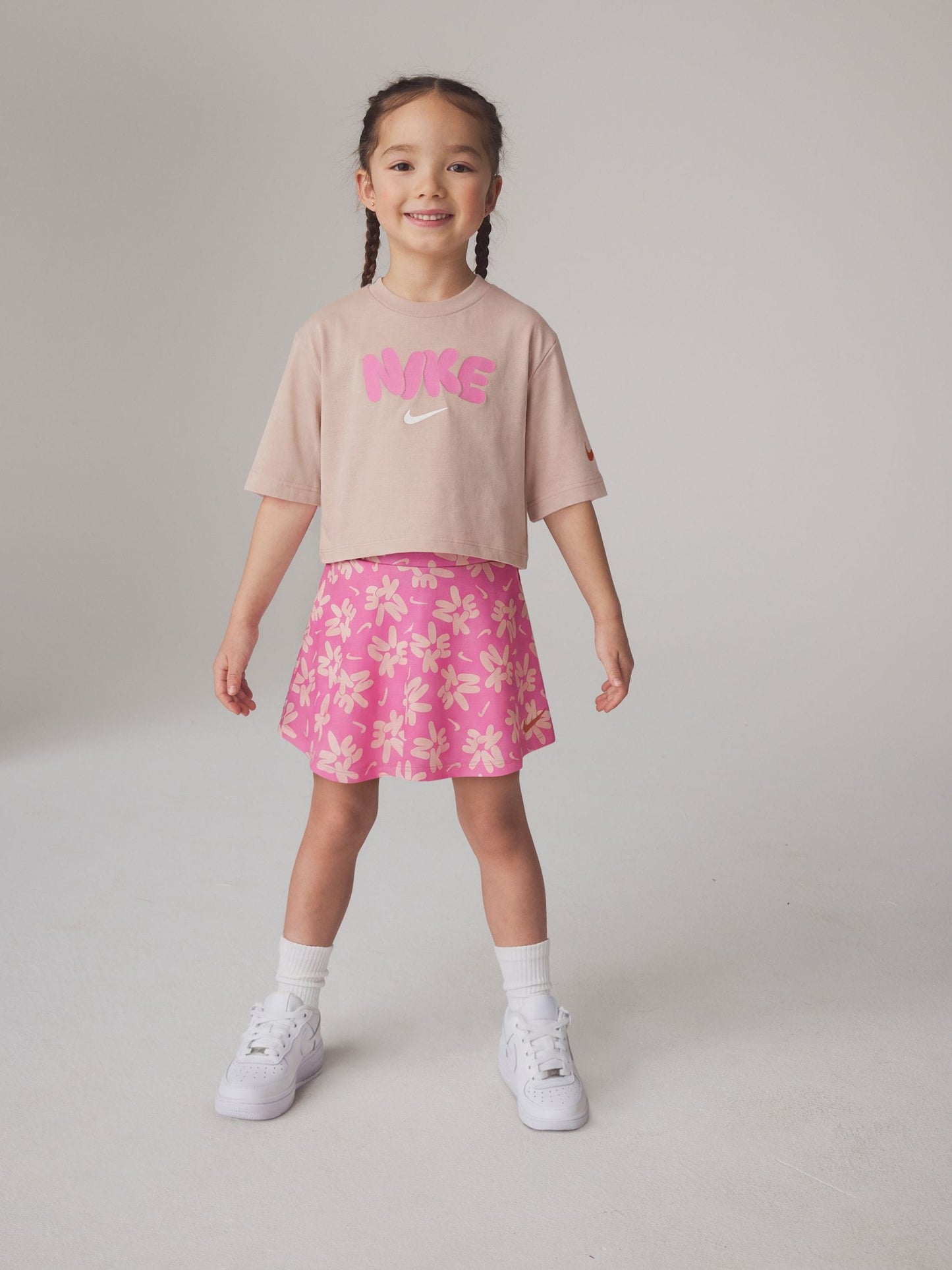 Nike Pink Little Kids Bold Play T-Shirt and Skort Set image 3