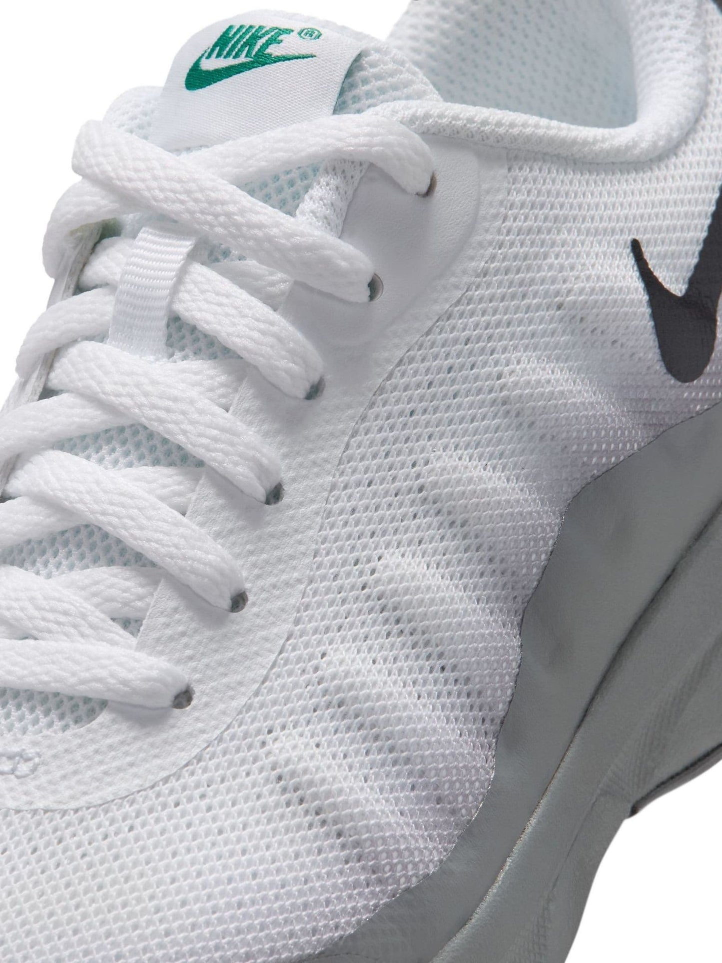 Nike Grey/White Junior Air Max Invigor Trainers image 9
