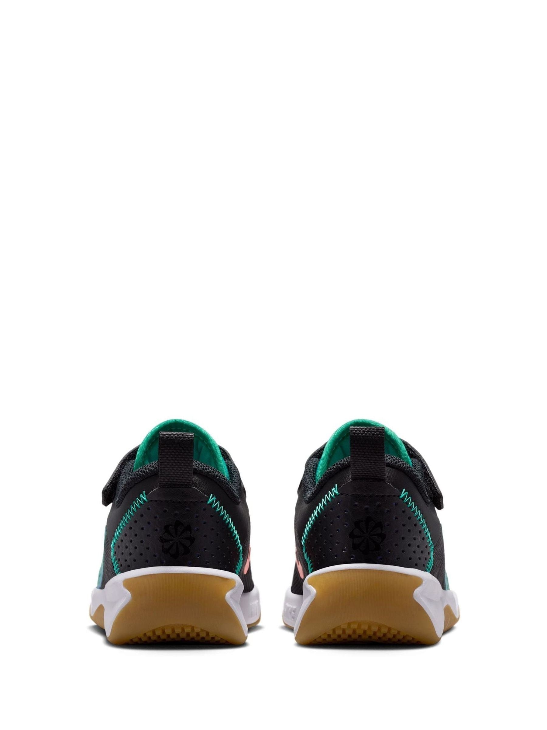 Nike Black/Green Junior Omni Court Trainers image 4