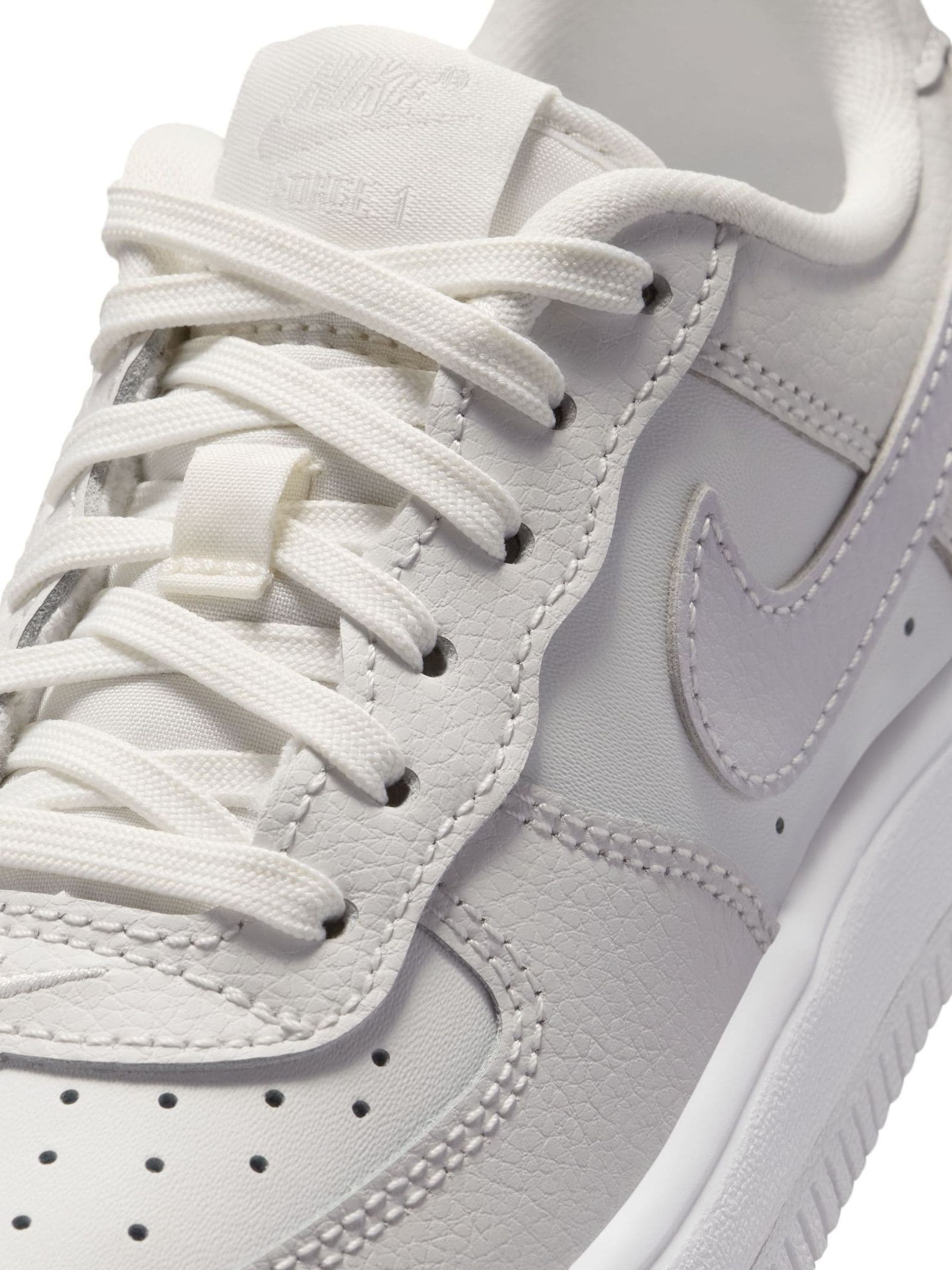 Nike White Junior Air Force 1 Trainers image 6