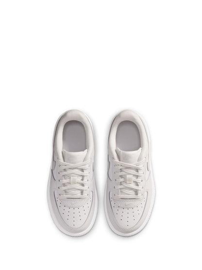 Nike White Junior Air Force 1 Trainers image 8