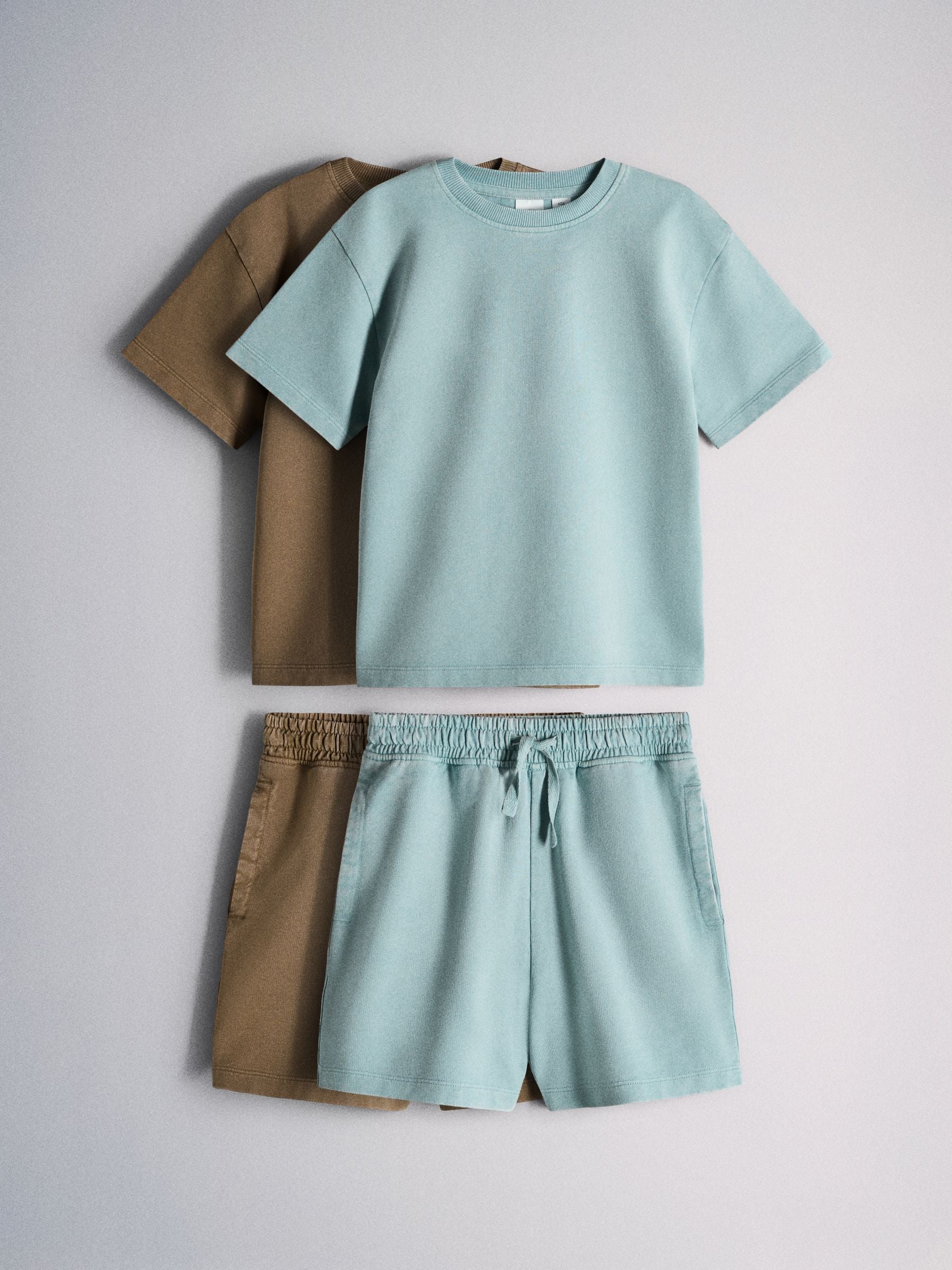 Dsiney Kidz - The Set 2 Pack Jersey Cotton Washed Oversized T-Shirt and Shorts Set Blue/Brown image 1