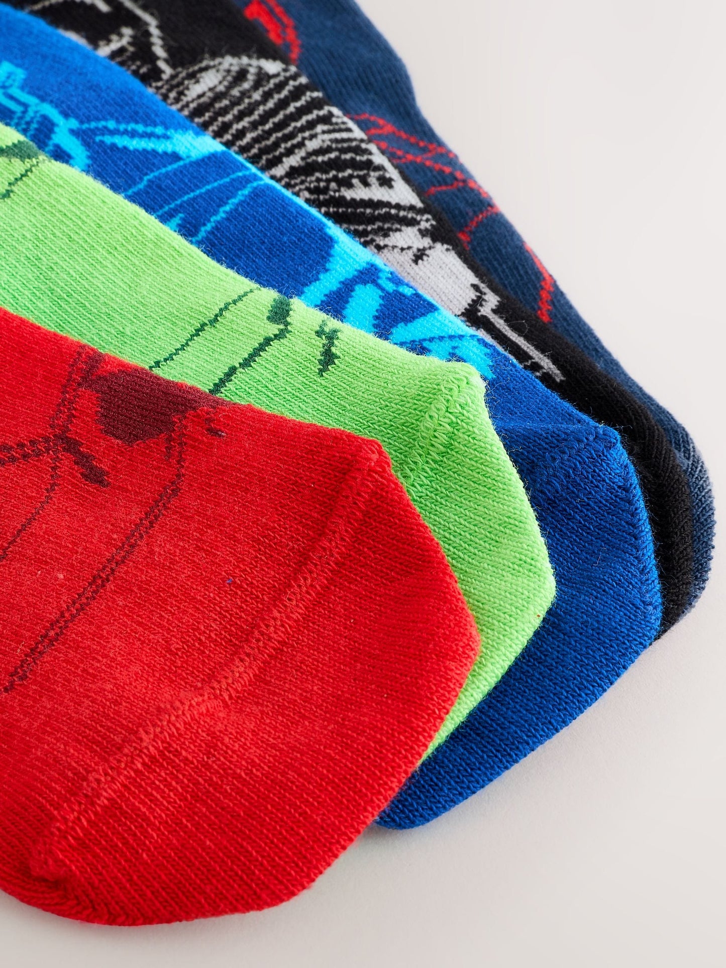 Dsiney Kidz - Marvel Character Cotton Rich Socks 5 Pack image 2