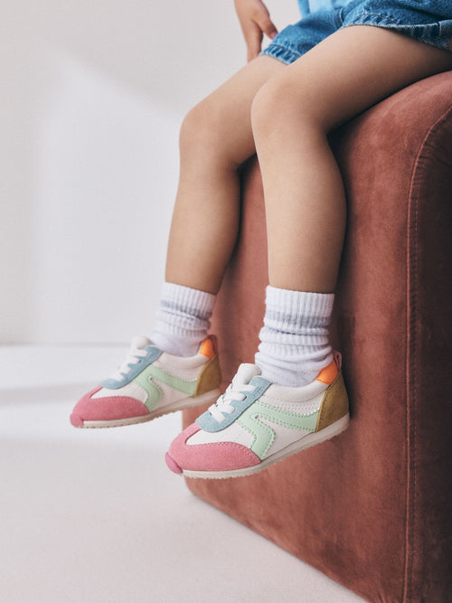 Multi Standard Fit (F) Elastic Lace Trainers image 1