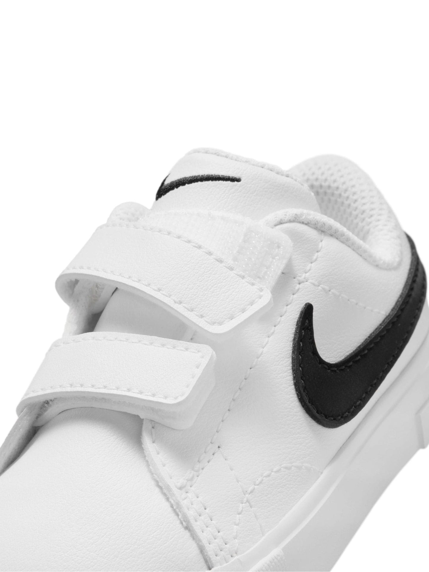 Nike White/Black Infant Tennis Essential Trainers image 6