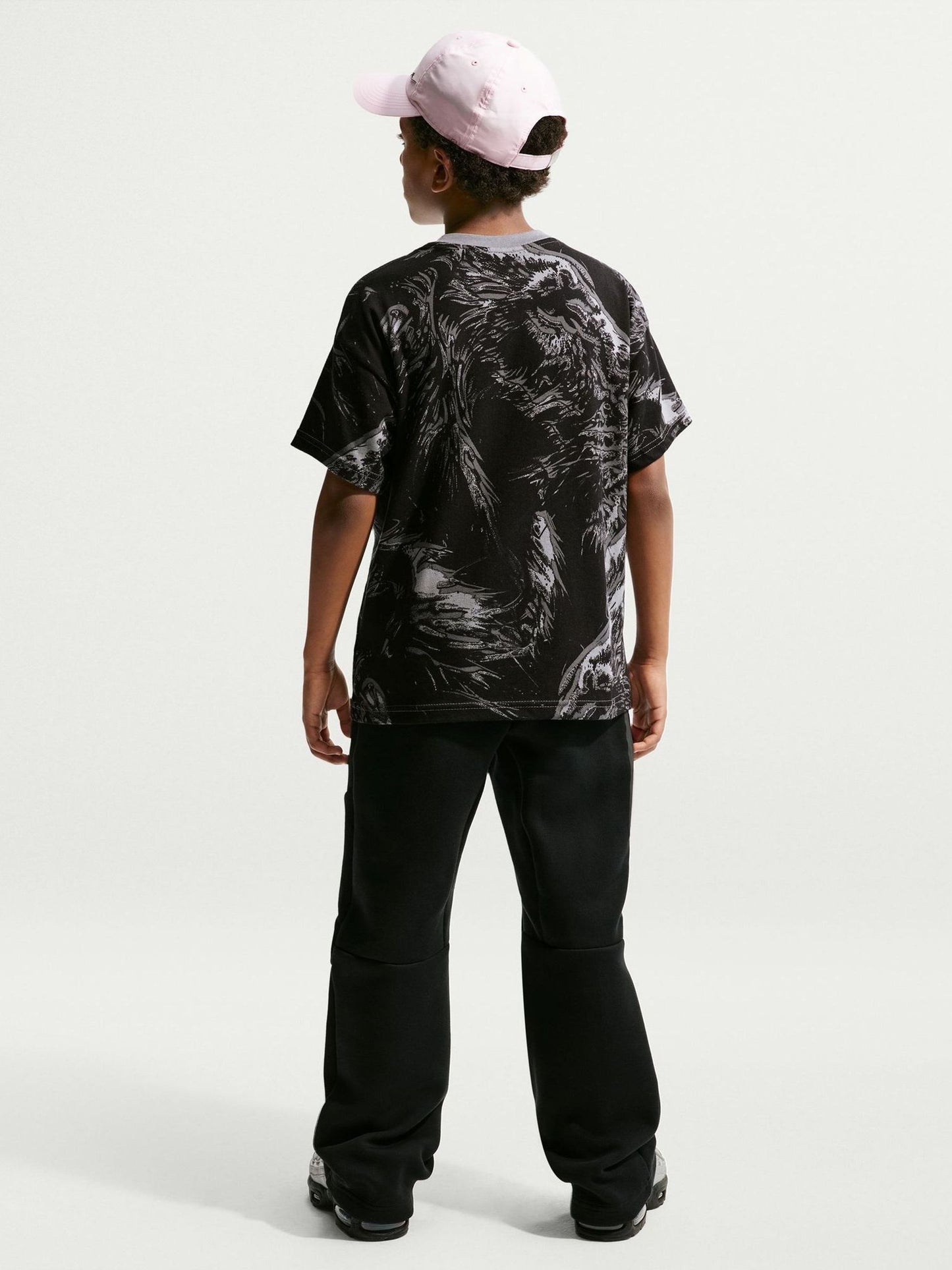 Dsiney Kidz - Nike Black England Printed Graphic T-Shirt image 4