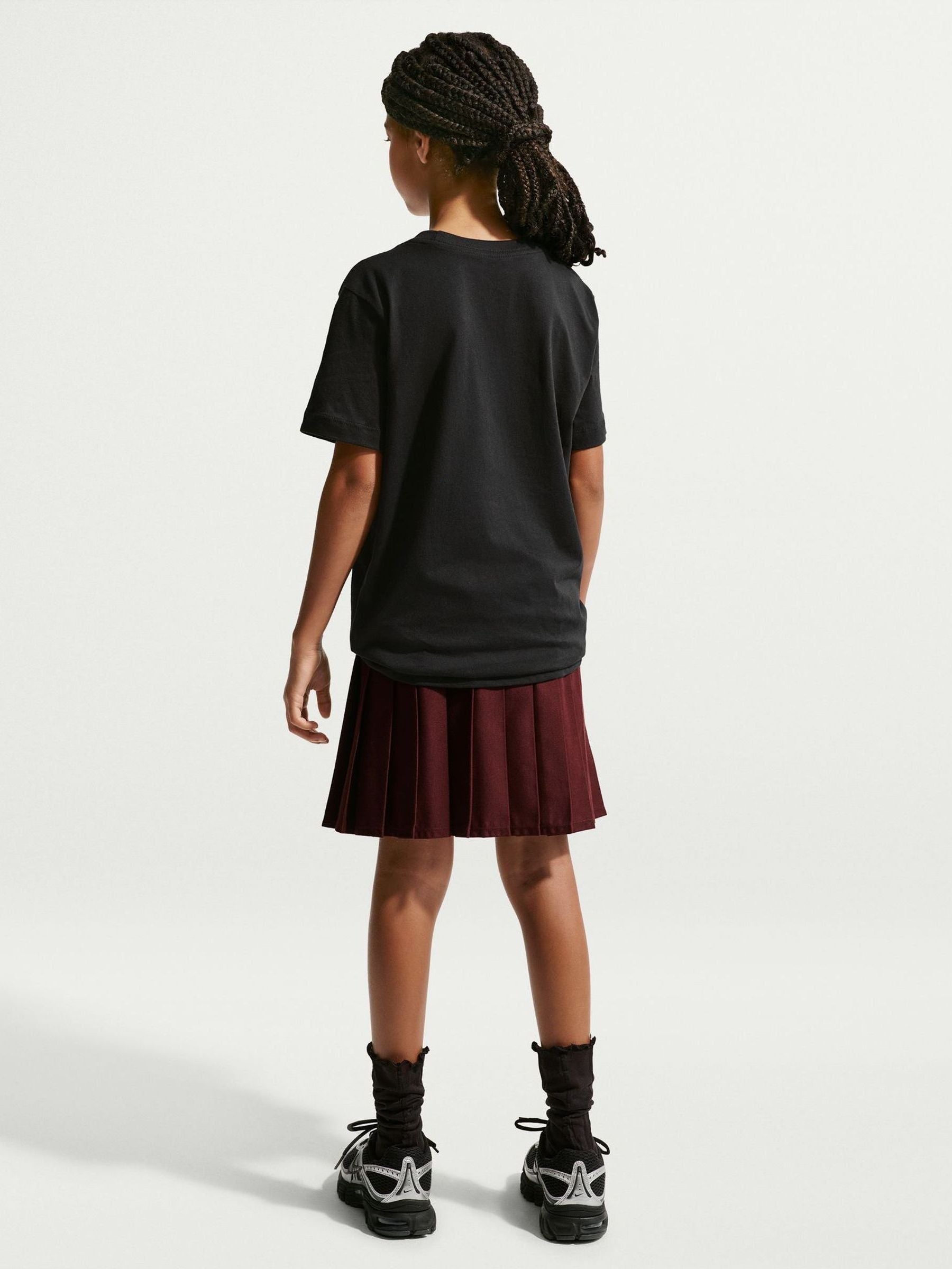 Dsiney Kidz - Nike Black Paris Saint-Germain Unisex Crest T-Shirt image 2