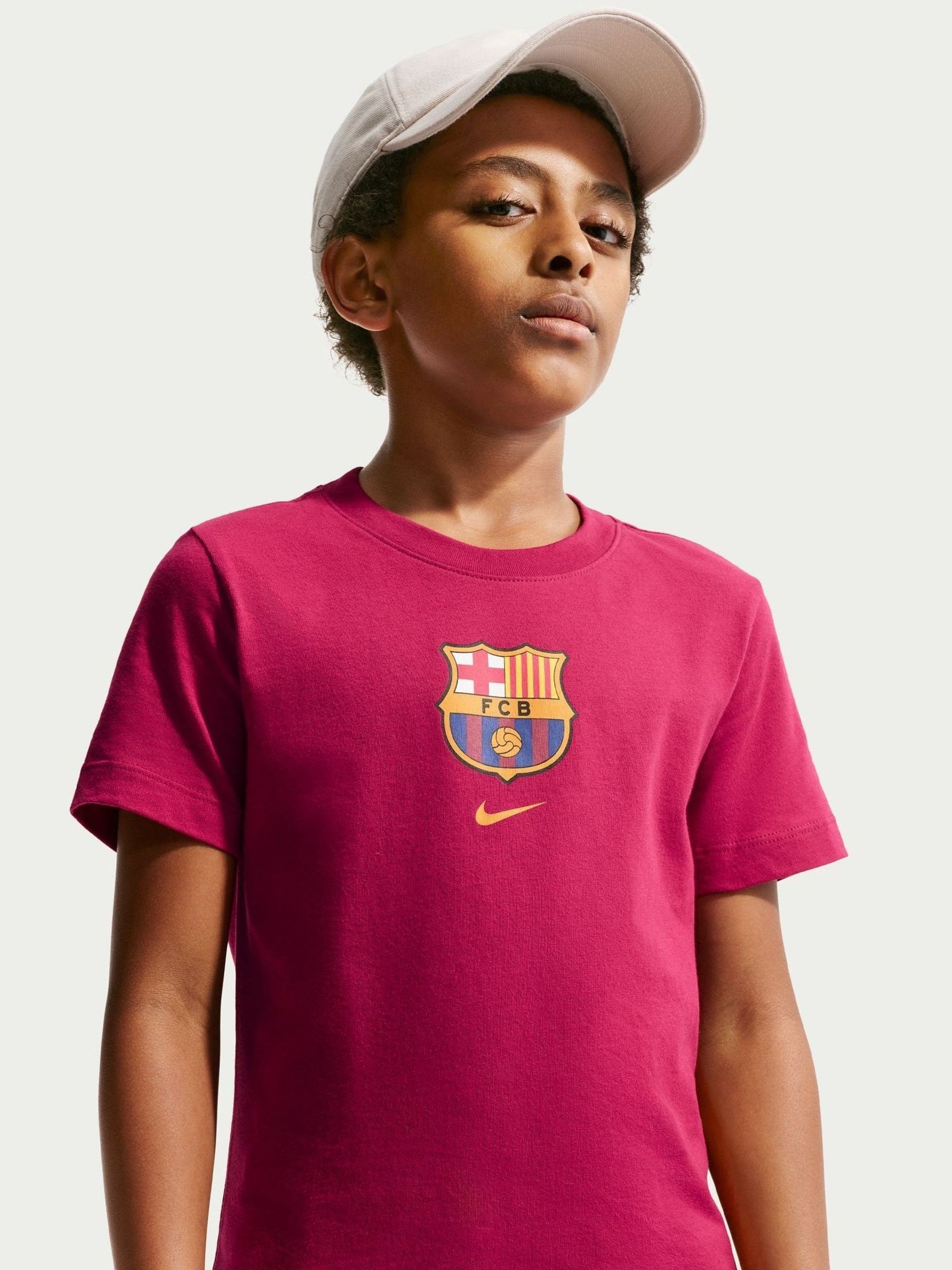 Dsiney Kidz - Nike Red Youth FC Barcelona Crest T-Shirt image 3