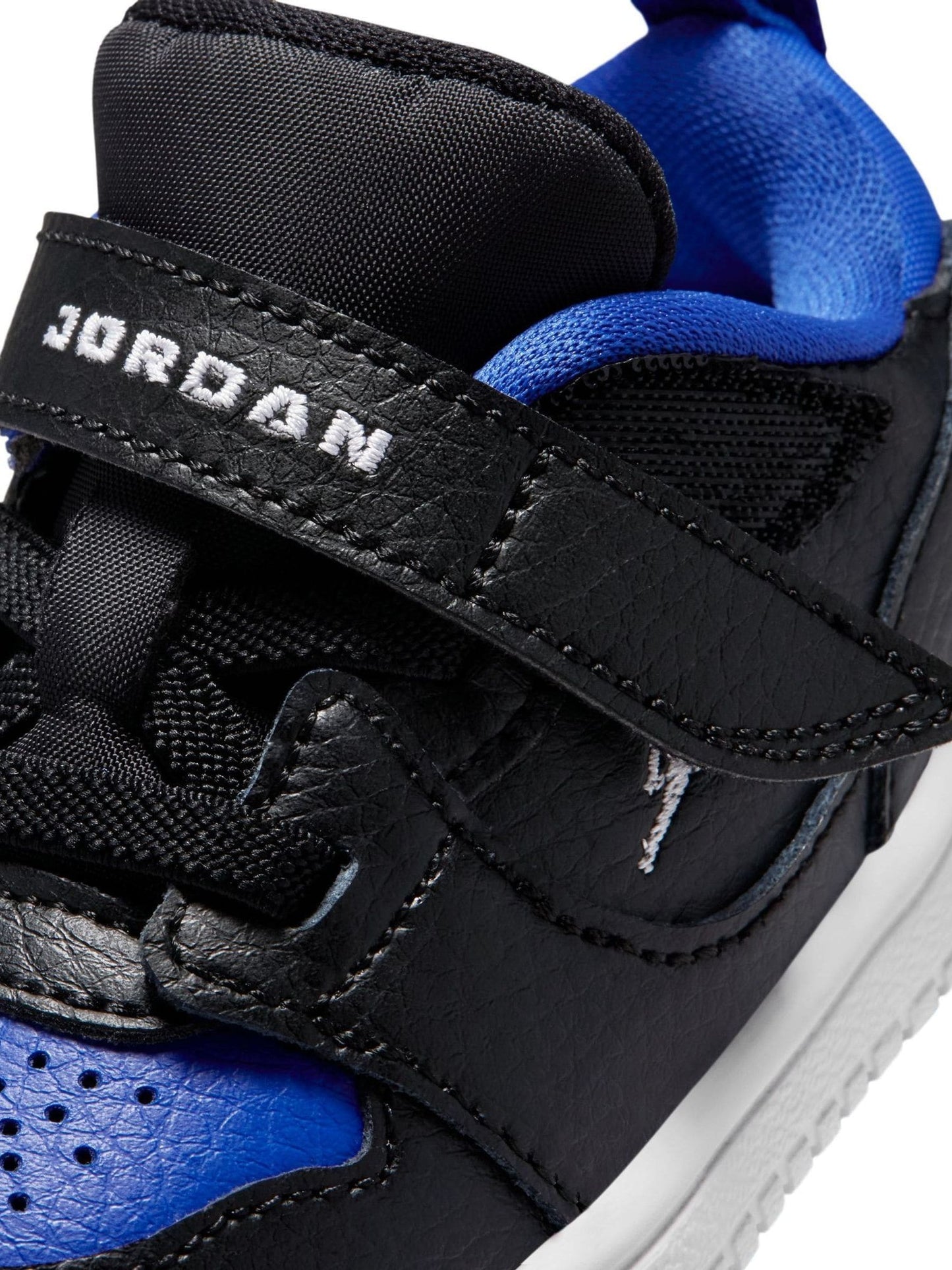Jordan Blue/Black Court Connect Low Trainers image 8
