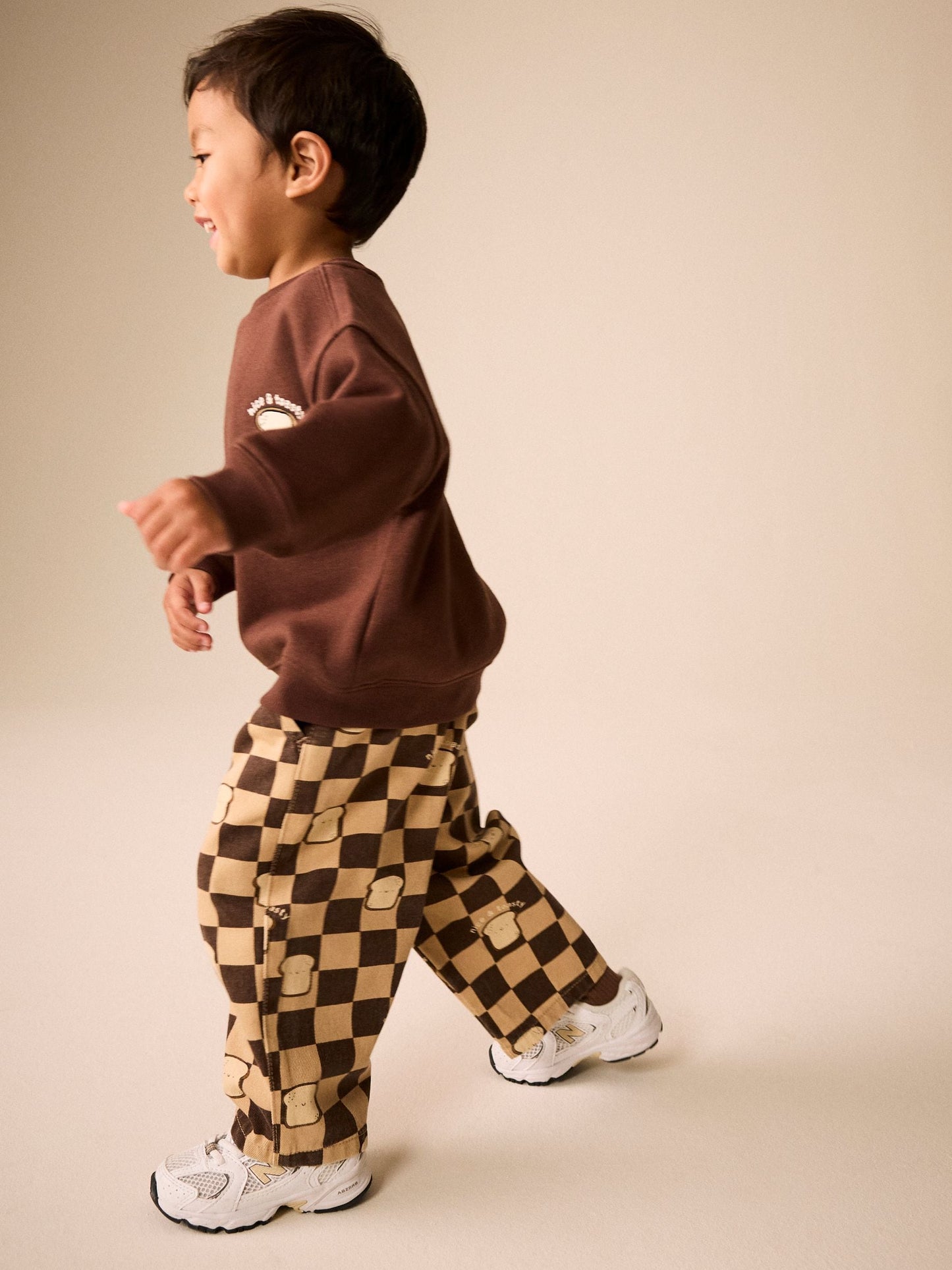 Dsiney Kidz - Brown Long Sleeve Top and Trousers Set (3mths-7yrs) image 2
