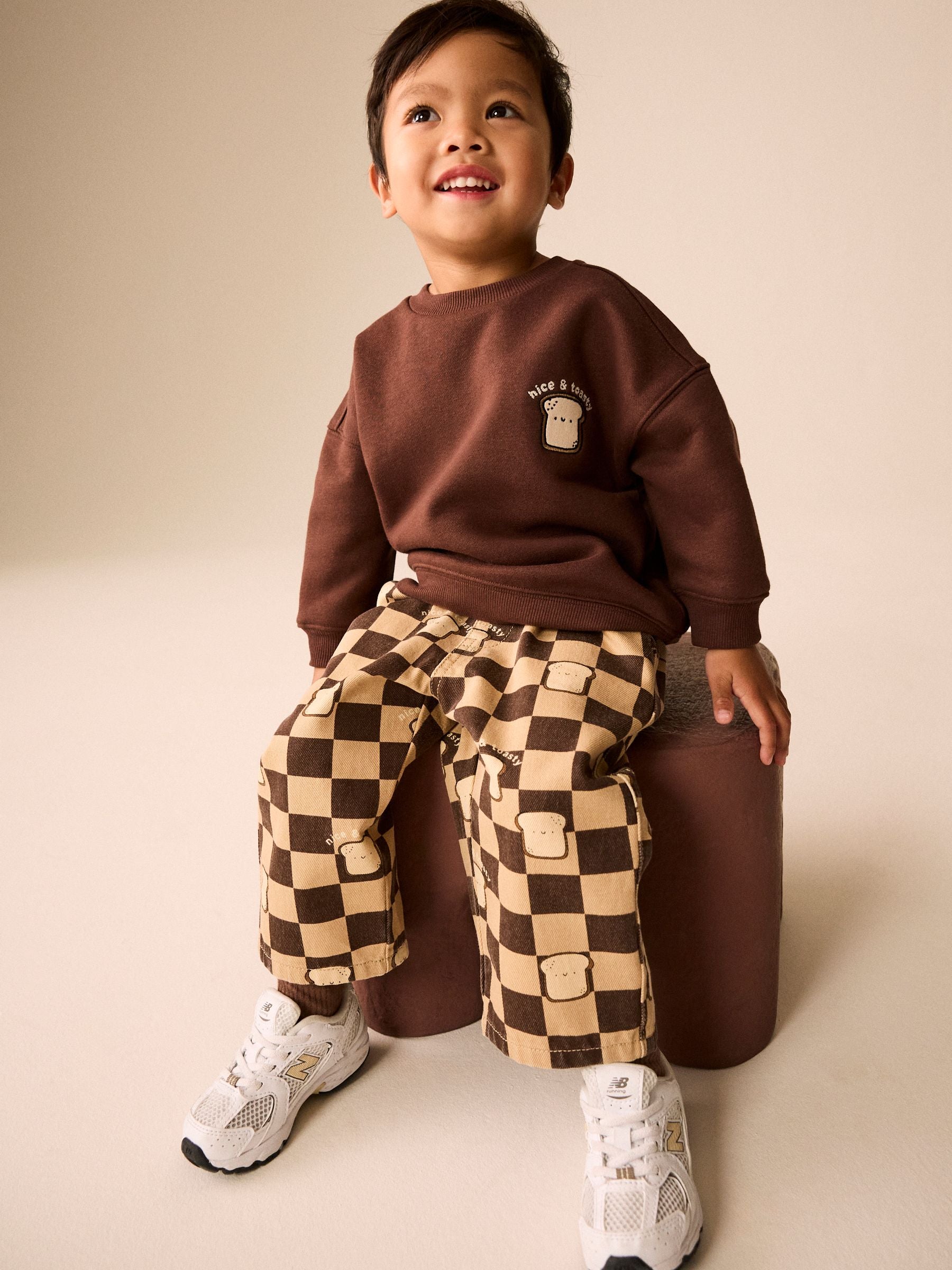 Dsiney Kidz - Brown Long Sleeve Top and Trousers Set (3mths-7yrs) image 3