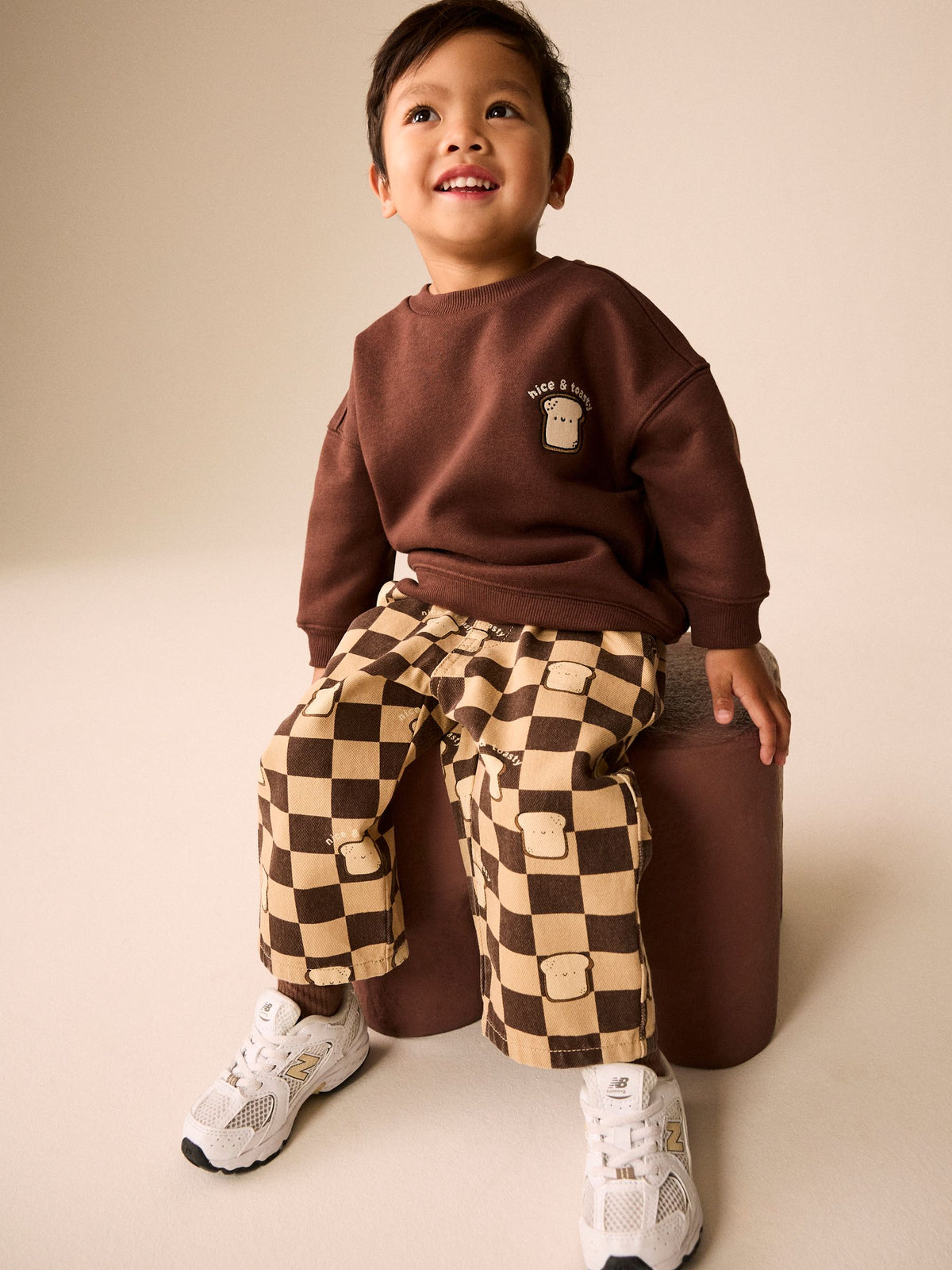 Dsiney Kidz - Brown Long Sleeve Top and Trousers Set (3mths-7yrs) image 3