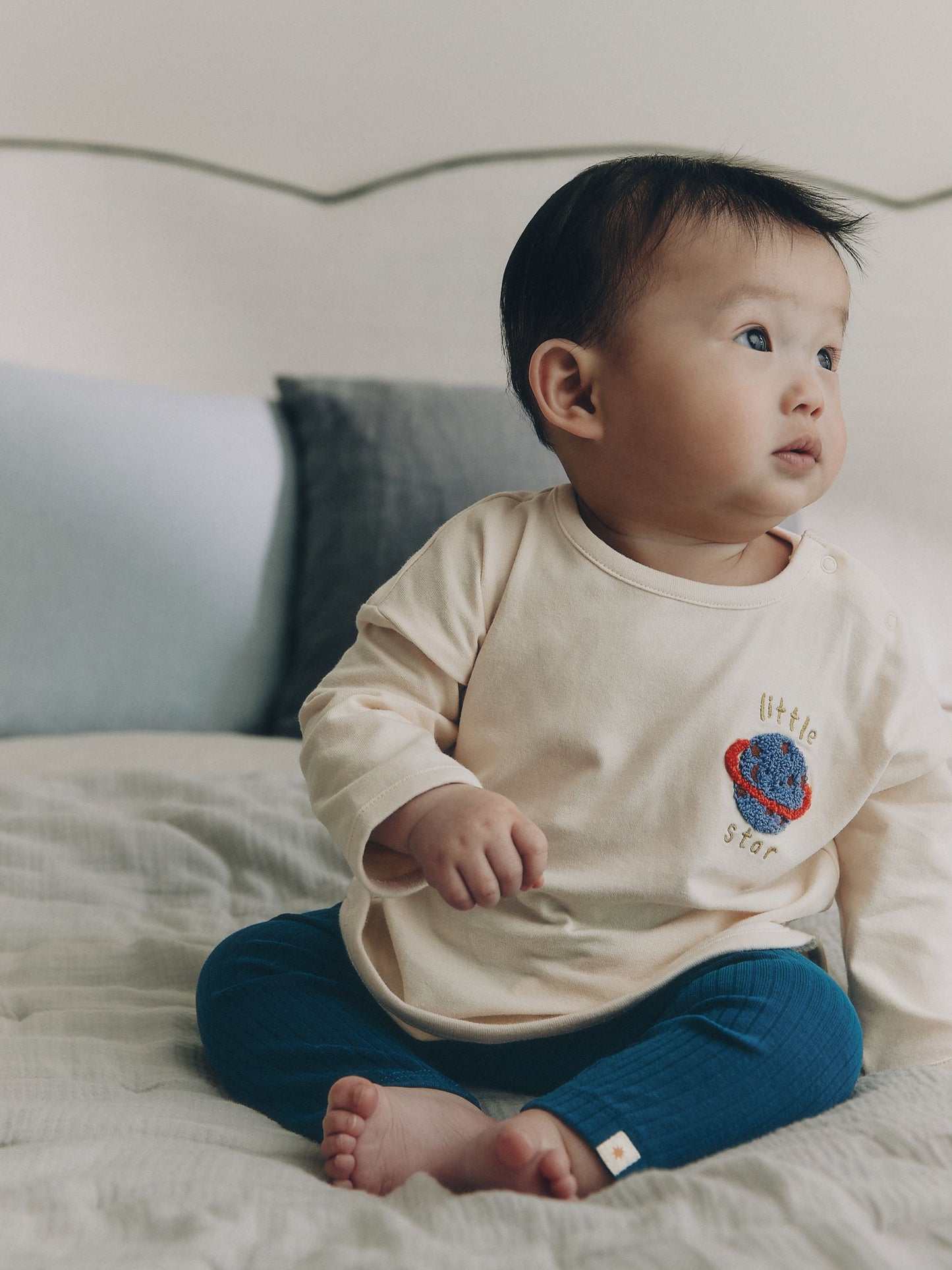 Neutral/Blue Space Top and Leggings Baby Set (0mths-2yrs) image 4