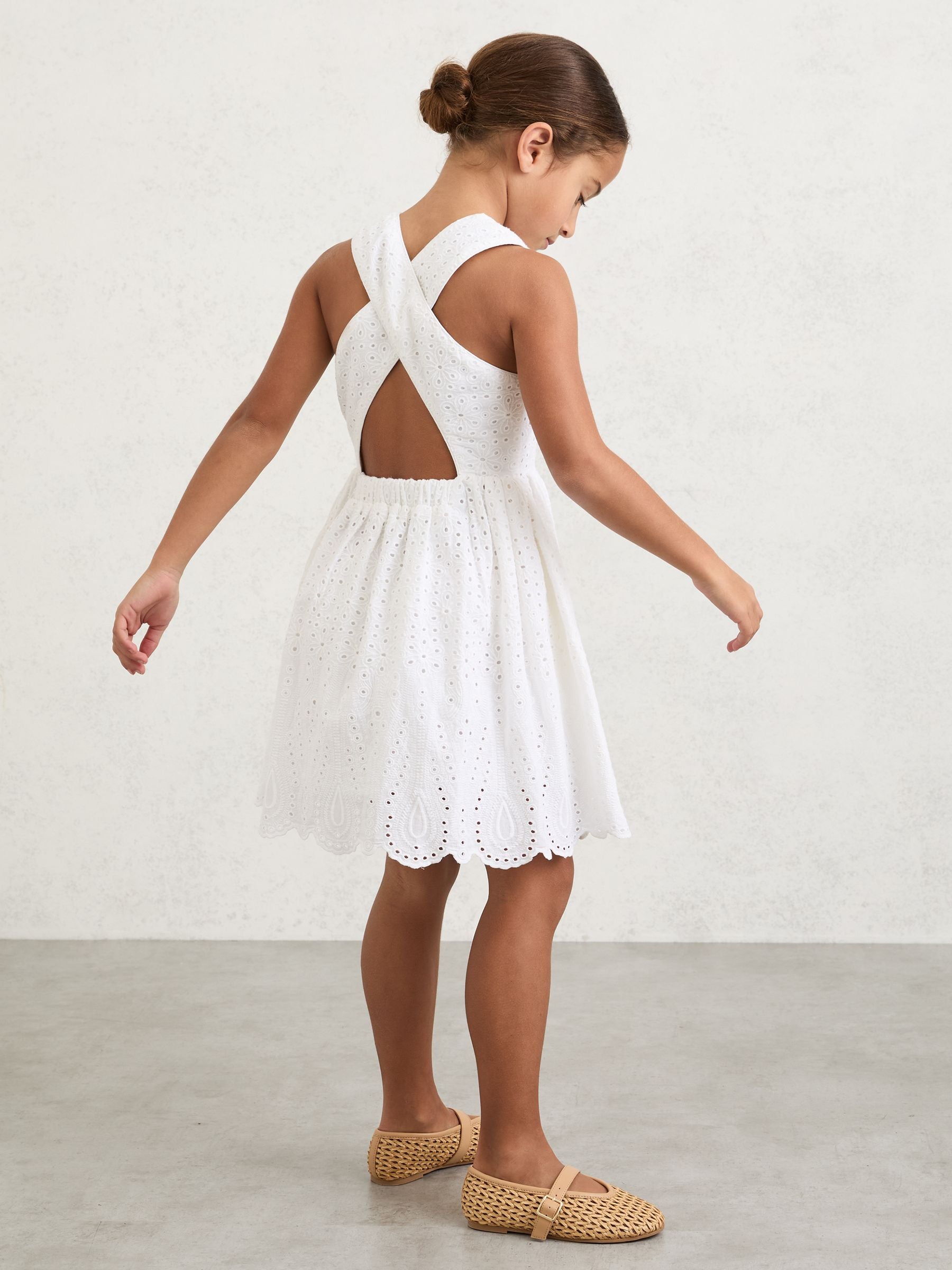 Reiss White Malia 9-13 yrs Cotton Broderie Cross-Back Dress image 3
