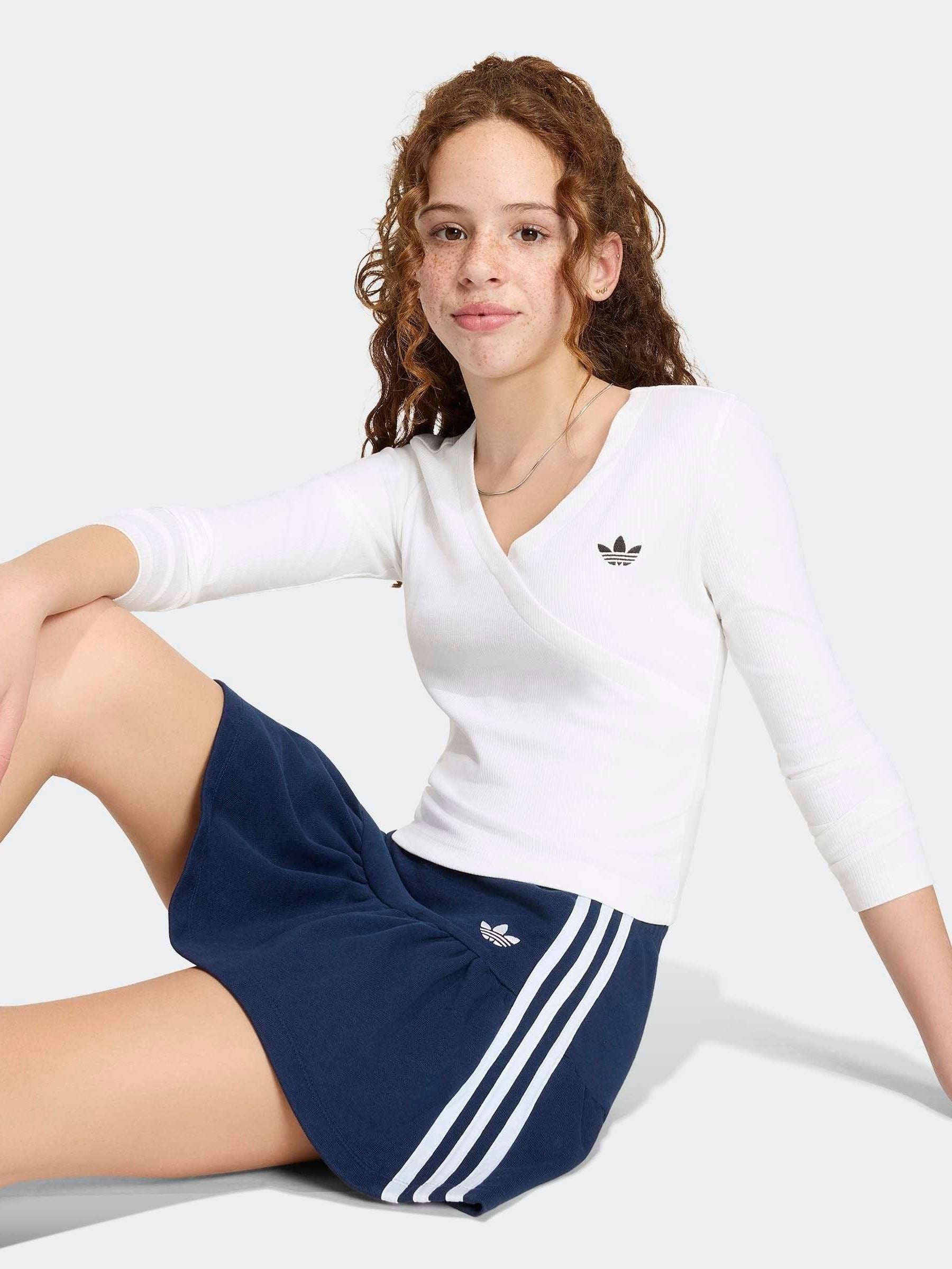 Dsiney Kidz - adidas Originals White Slim Long Sleeves T-Shirt image 4