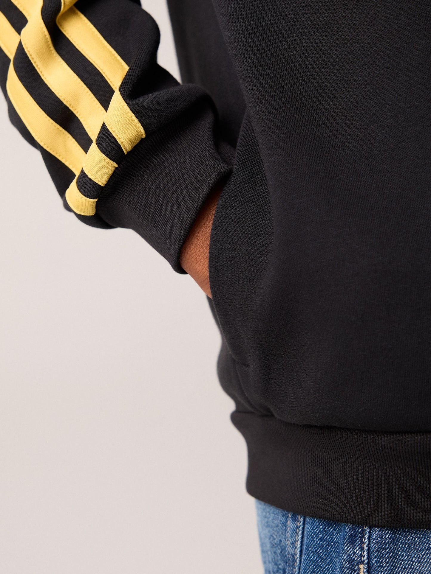 Dsiney Kidz - adidas Black/Gold Fortnite Hoodie image 4
