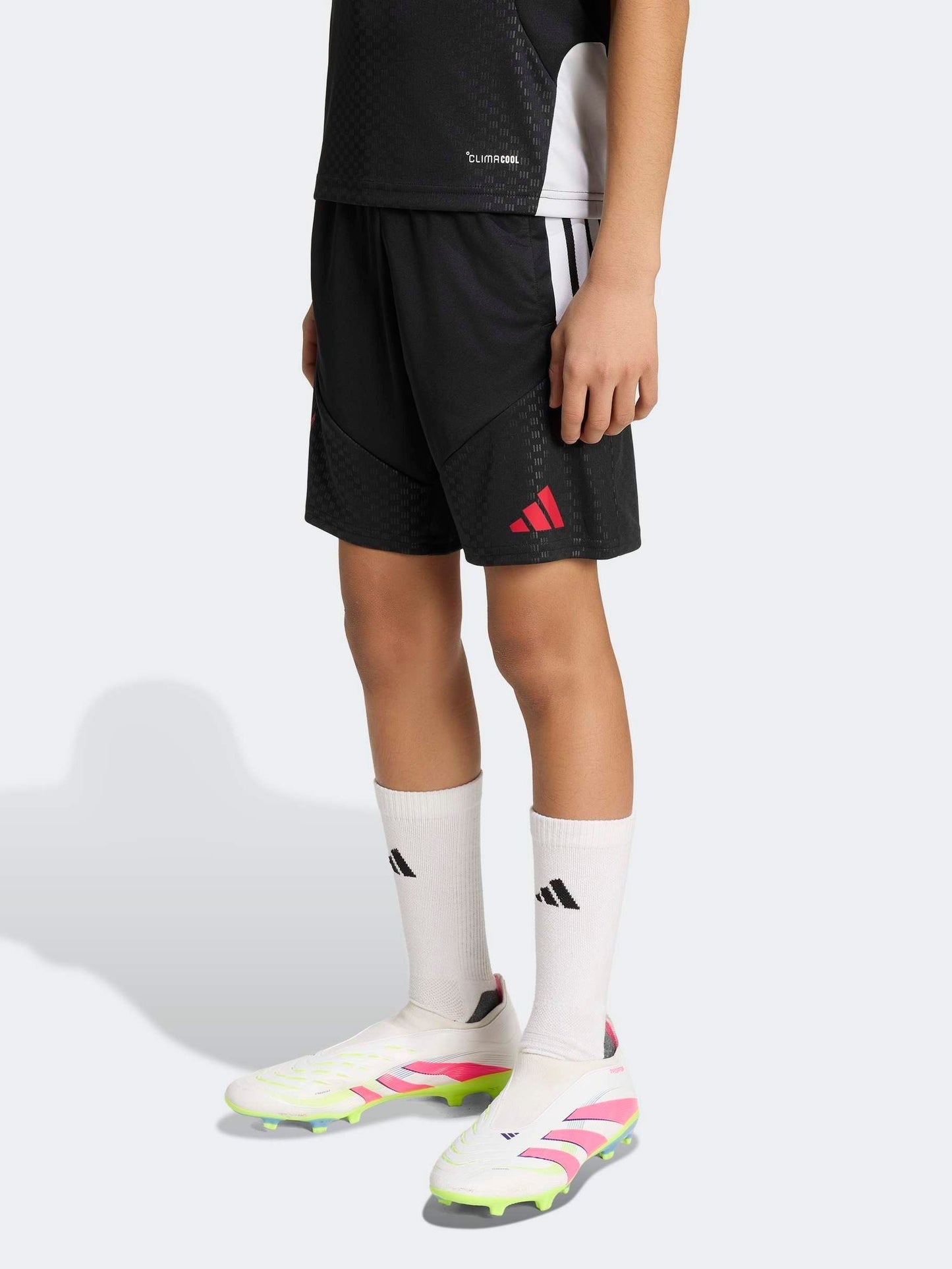 Dsiney Kidz - adidas Black Kids Liverpool Fc 26/27 Tiro Training Shorts image 1