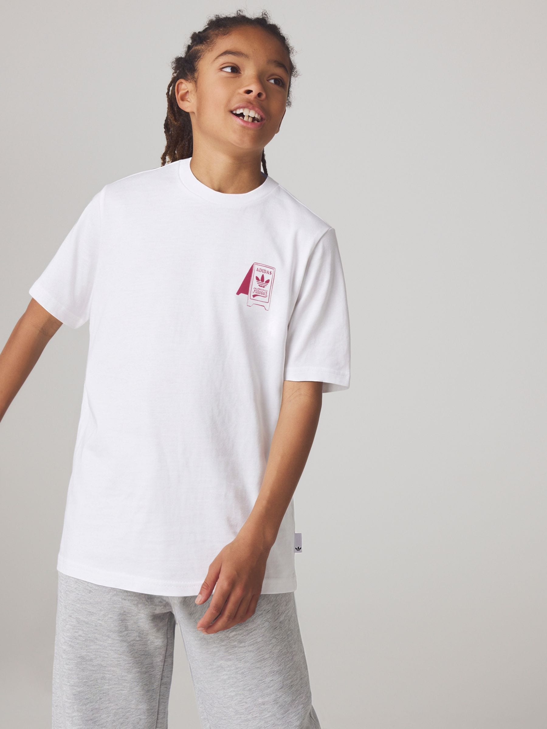 Dsiney Kidz - adidas Originals White Loose T-Shirt image 2