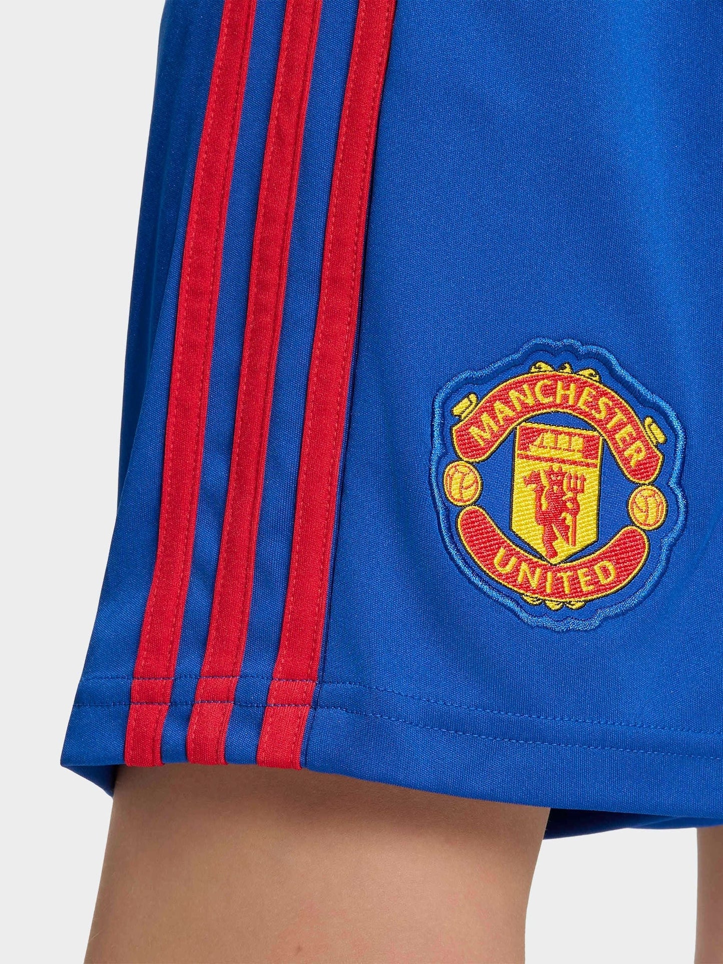 Dsiney Kidz - adidas Blue Manchester United 26/27 Kids Away Shorts image 5