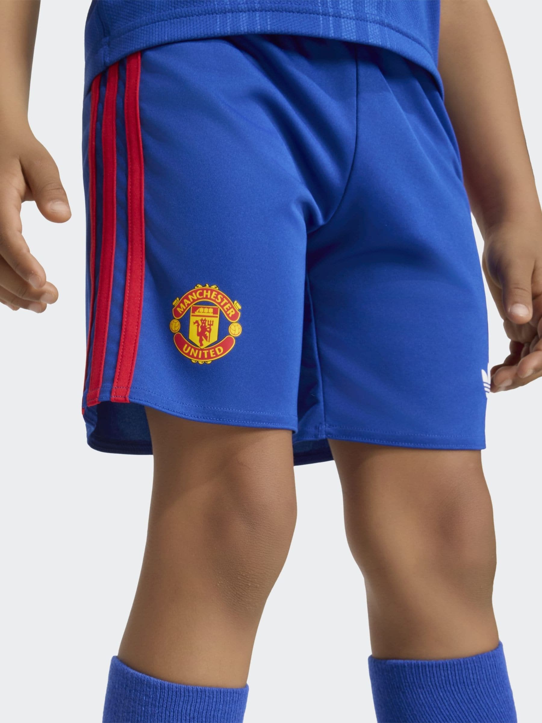Dsiney Kidz - adidas originals Blue Kids Manchester United 26/27 Away T-Shirt Set image 4
