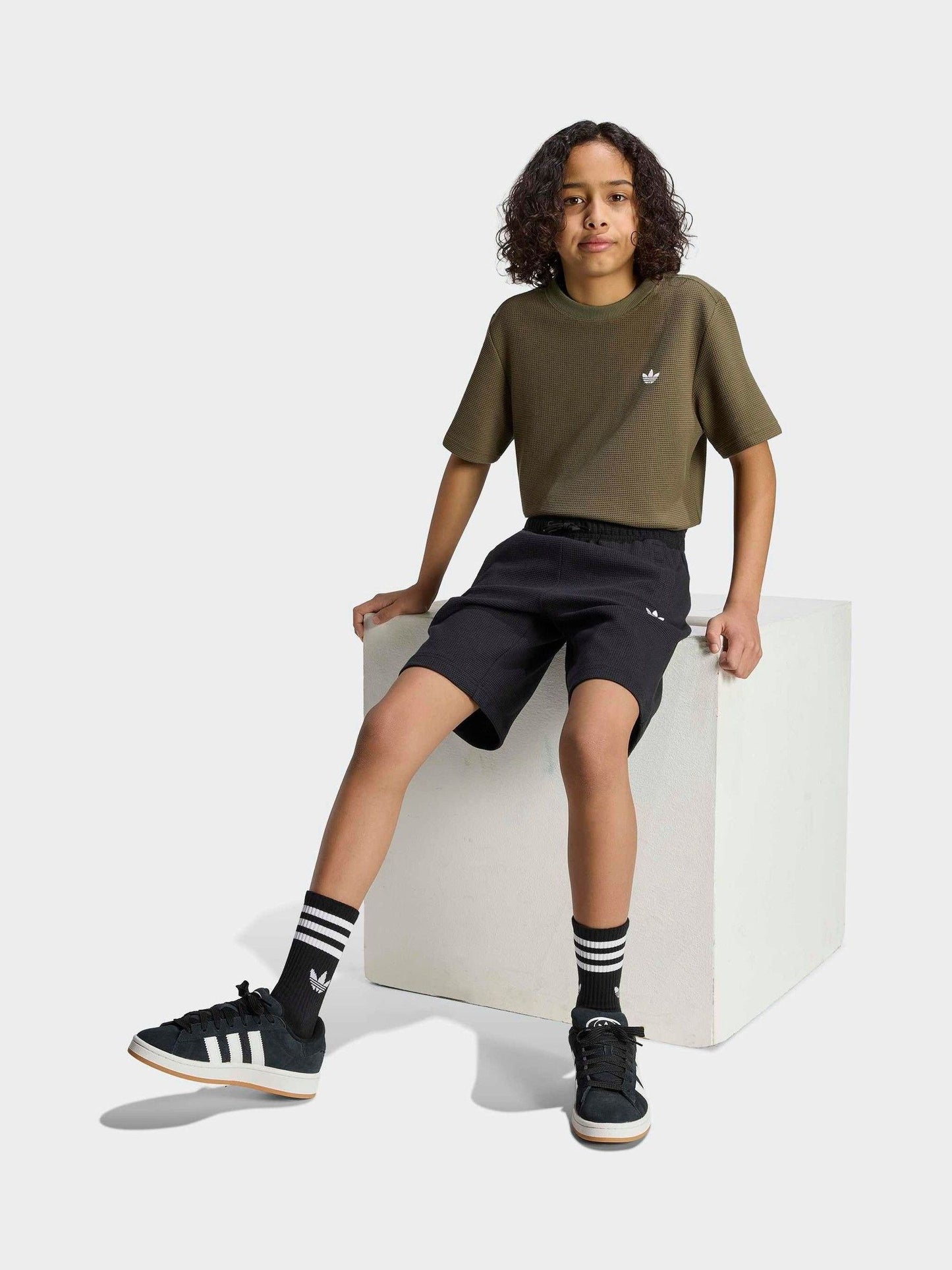 Dsiney Kidz - adidas Originals Black Waffle Shorts image 3