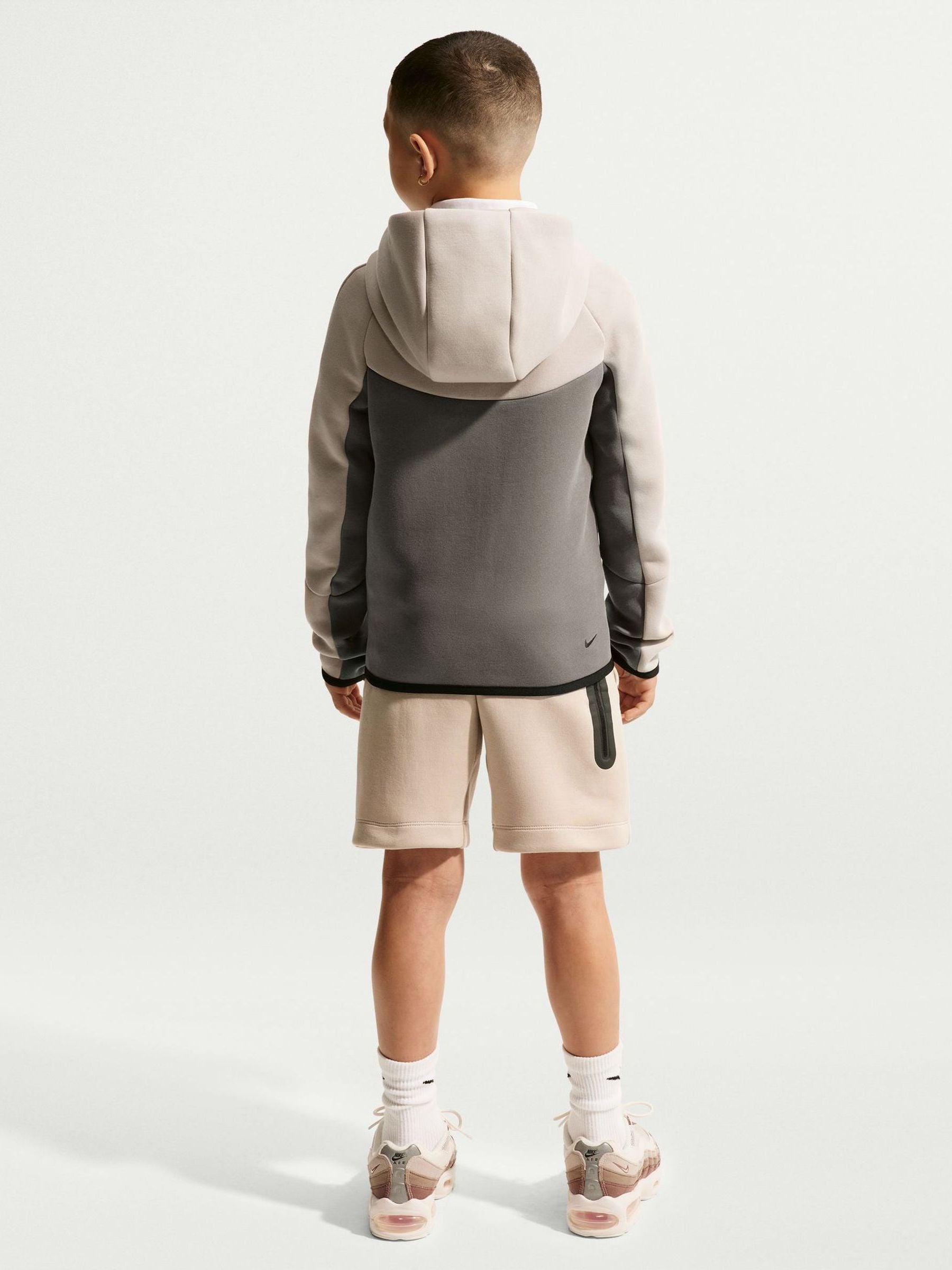 Dsiney Kidz - Nike Particle Grey Tech Fleece Zip Through Hoodie image 3