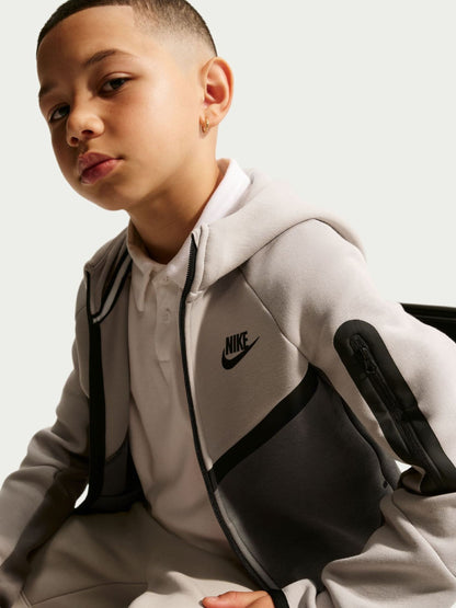 Dsiney Kidz - Nike Particle Grey Tech Fleece Zip Through Hoodie image 4