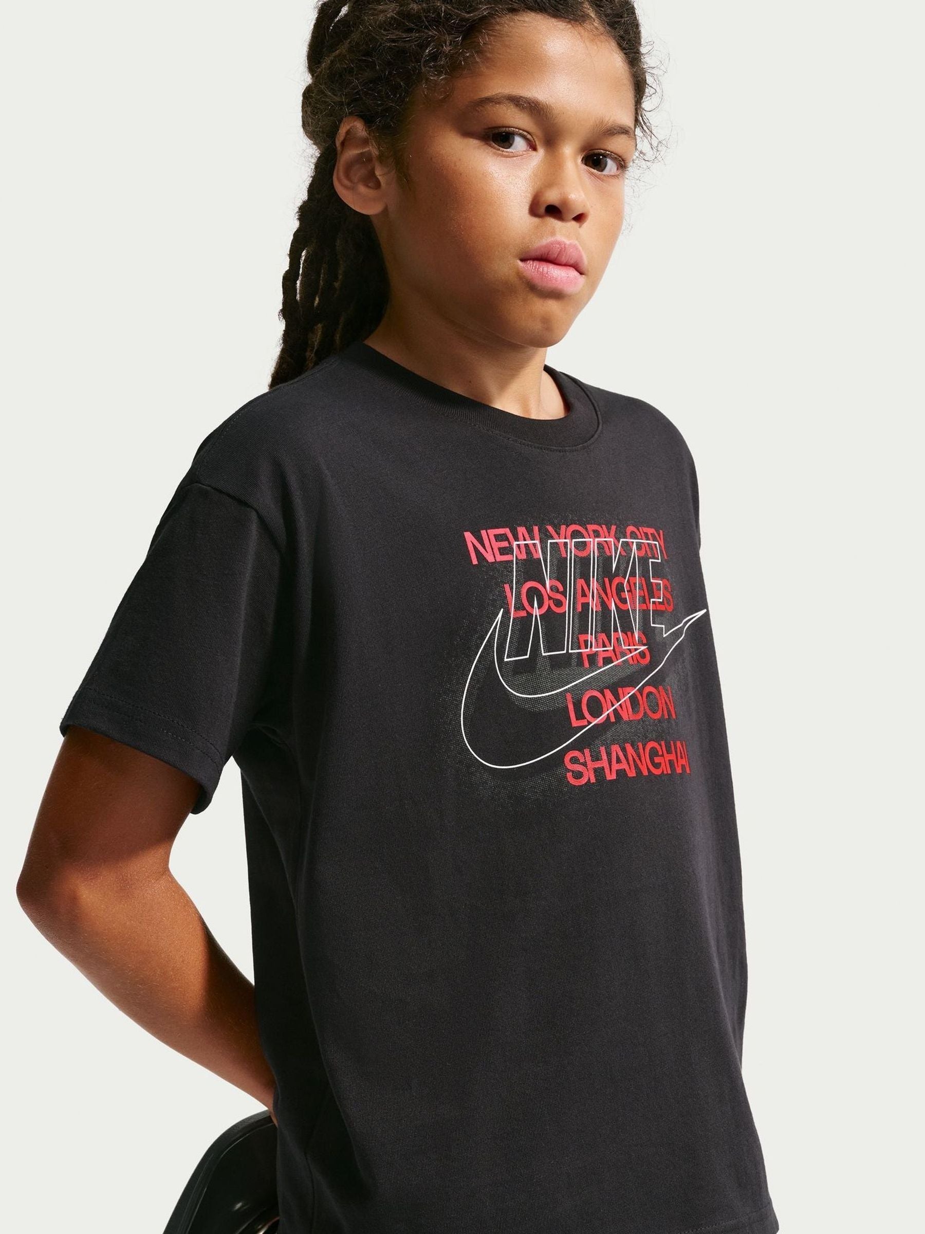 Dsiney Kidz - Nike Black Sportswear T-Shirt image 5