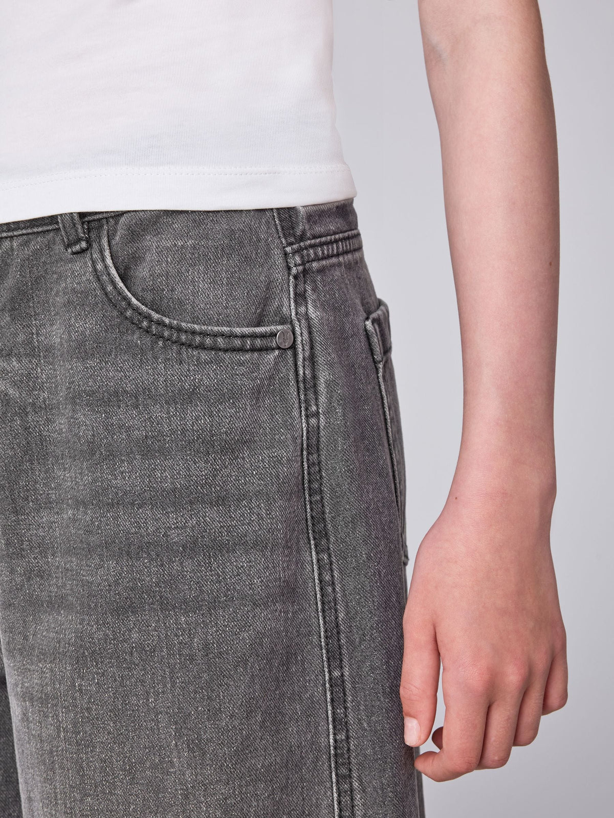 smALLSAINTS Washed Black Barrel Leg Jeans - image 5