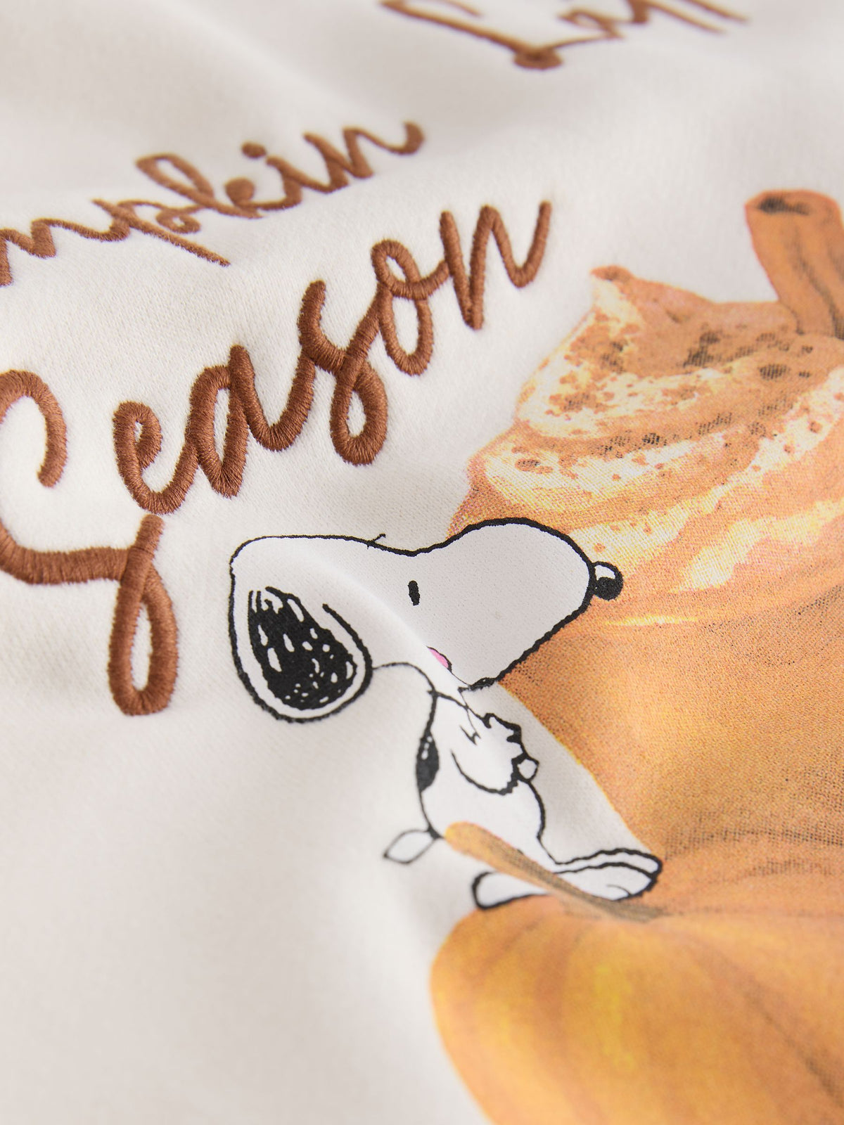 Ecru Pumpkin Latte Snoopy Licence Sweatshirt - image 6