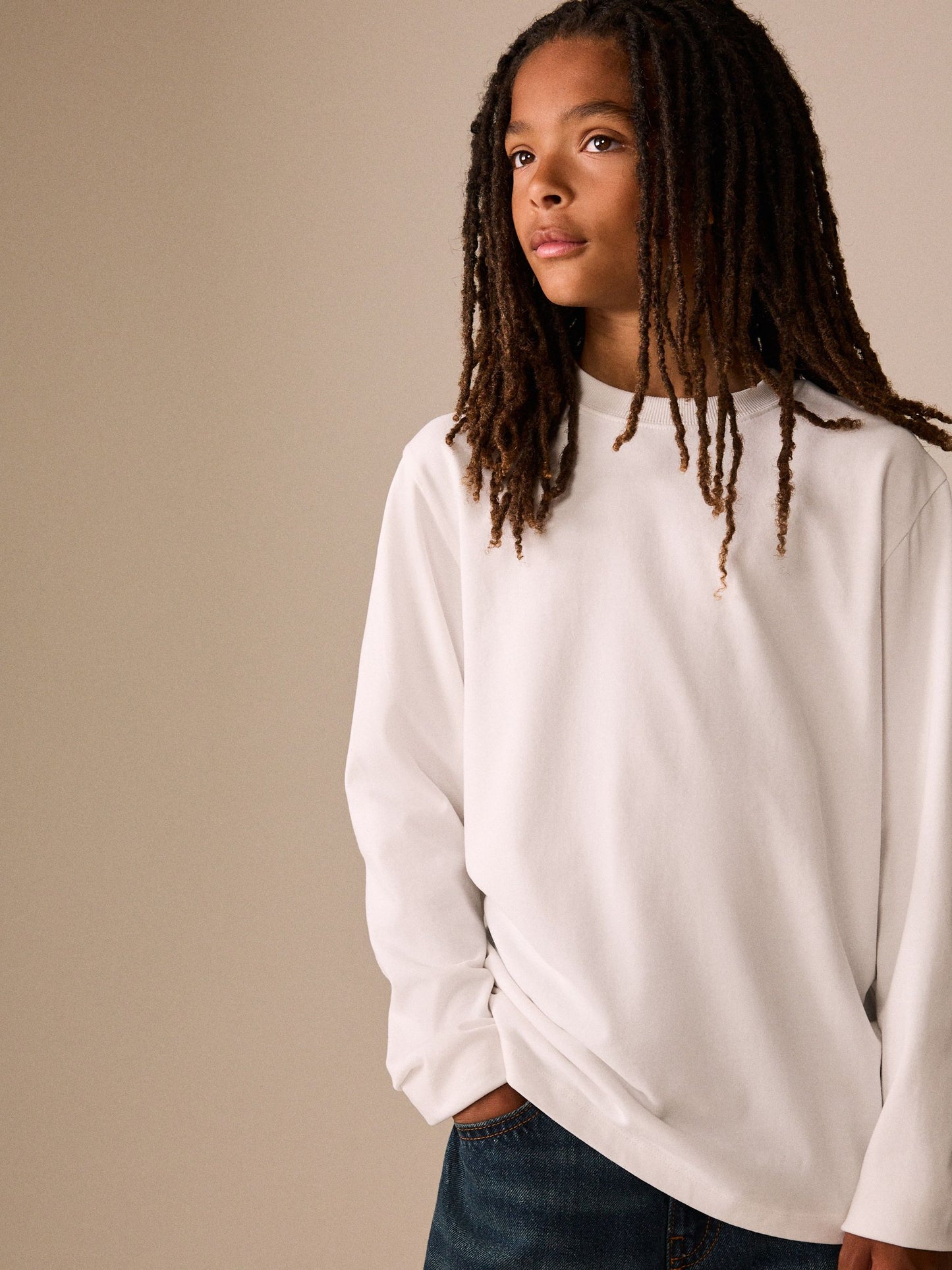 Dsiney Kidz - White Cosy Long Sleeve T-Shirt (3-16yrs) image 2