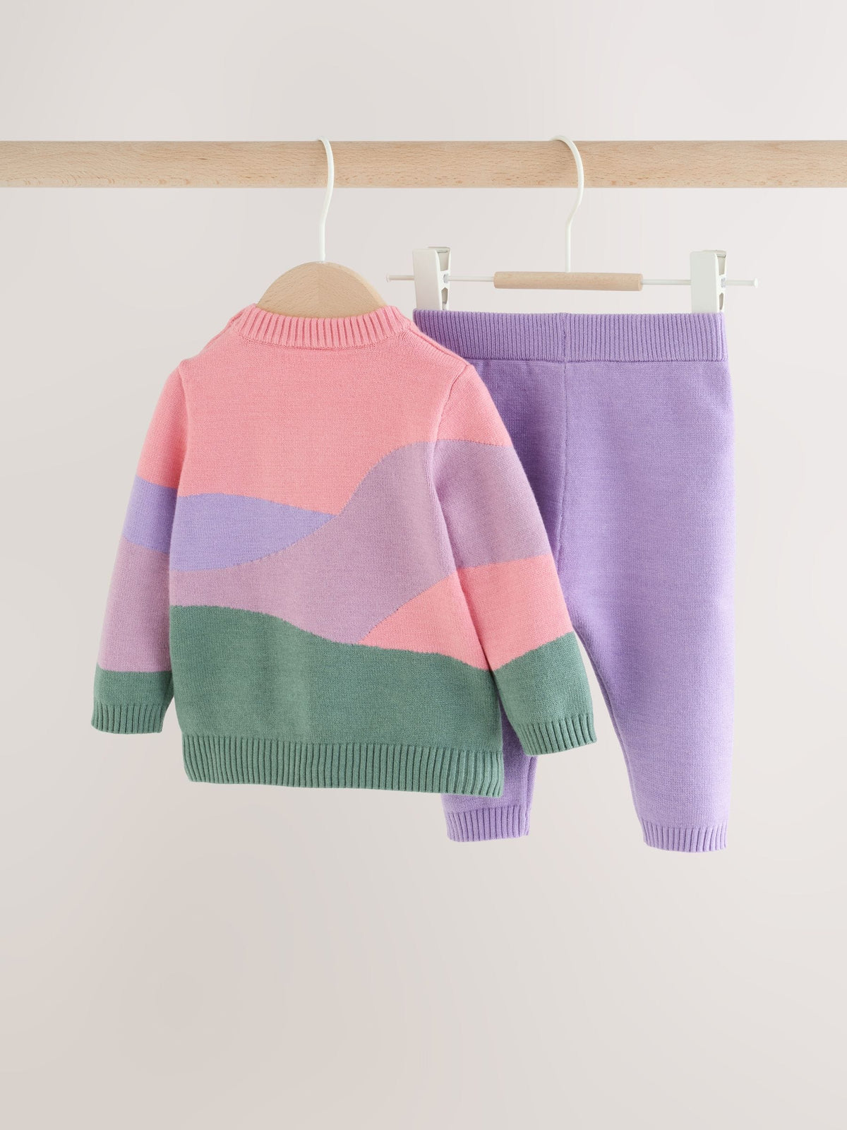 Dsiney Kidz - Pink Hamish Character Knitted Scene Jumper and Leggings Baby Set (0mths-2yrs) image 4