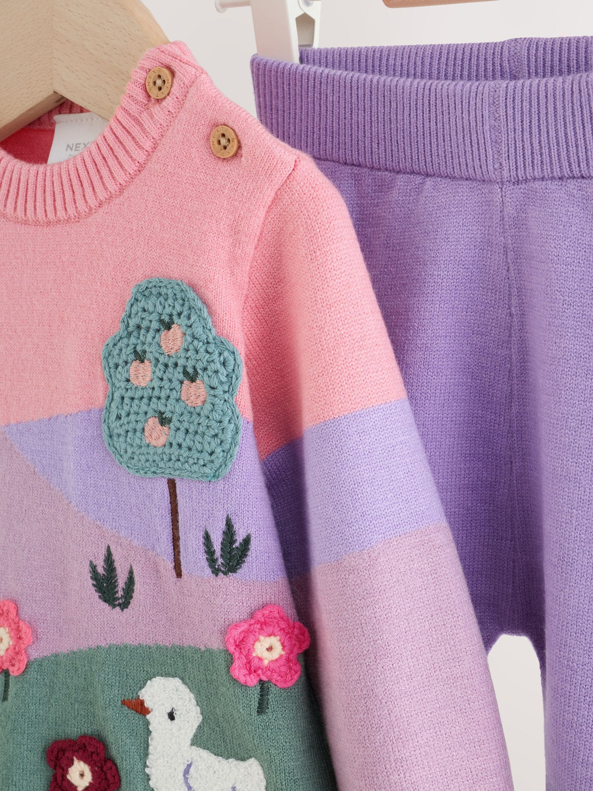 Dsiney Kidz - Pink Hamish Character Knitted Scene Jumper and Leggings Baby Set (0mths-2yrs) image 7