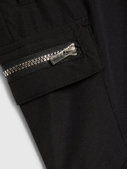Dsiney Kidz - River Island Black Zip Pocket Cargo Shorts image 3