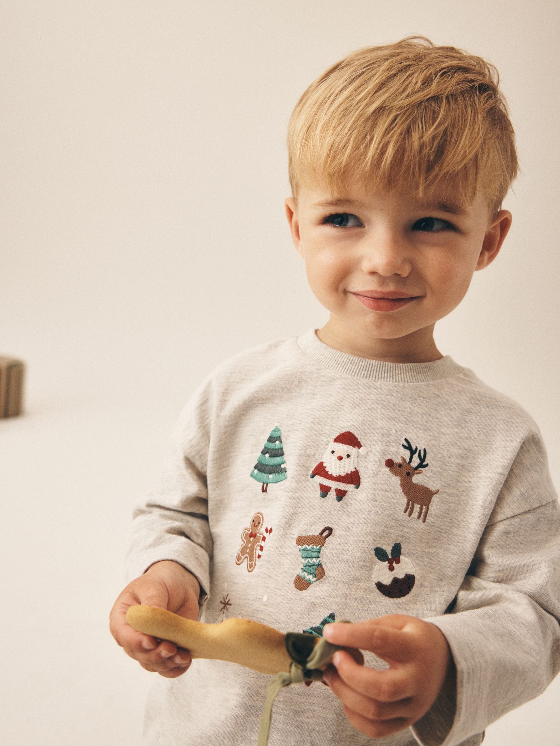 Dsiney Kidz - Cream Embroidered Long Sleeve Christmas T-Shirt (3mths-7yrs) image 4
