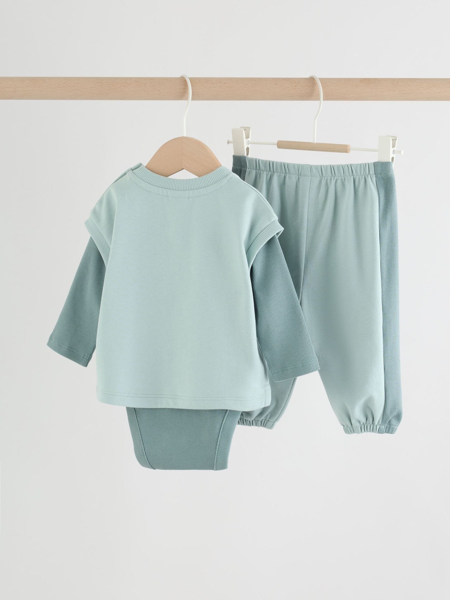 Dsiney Kidz - Blue Sweat Tank, Bodysuit and Joggers Baby 3 Piece Set (0mths-2yrs) image 7