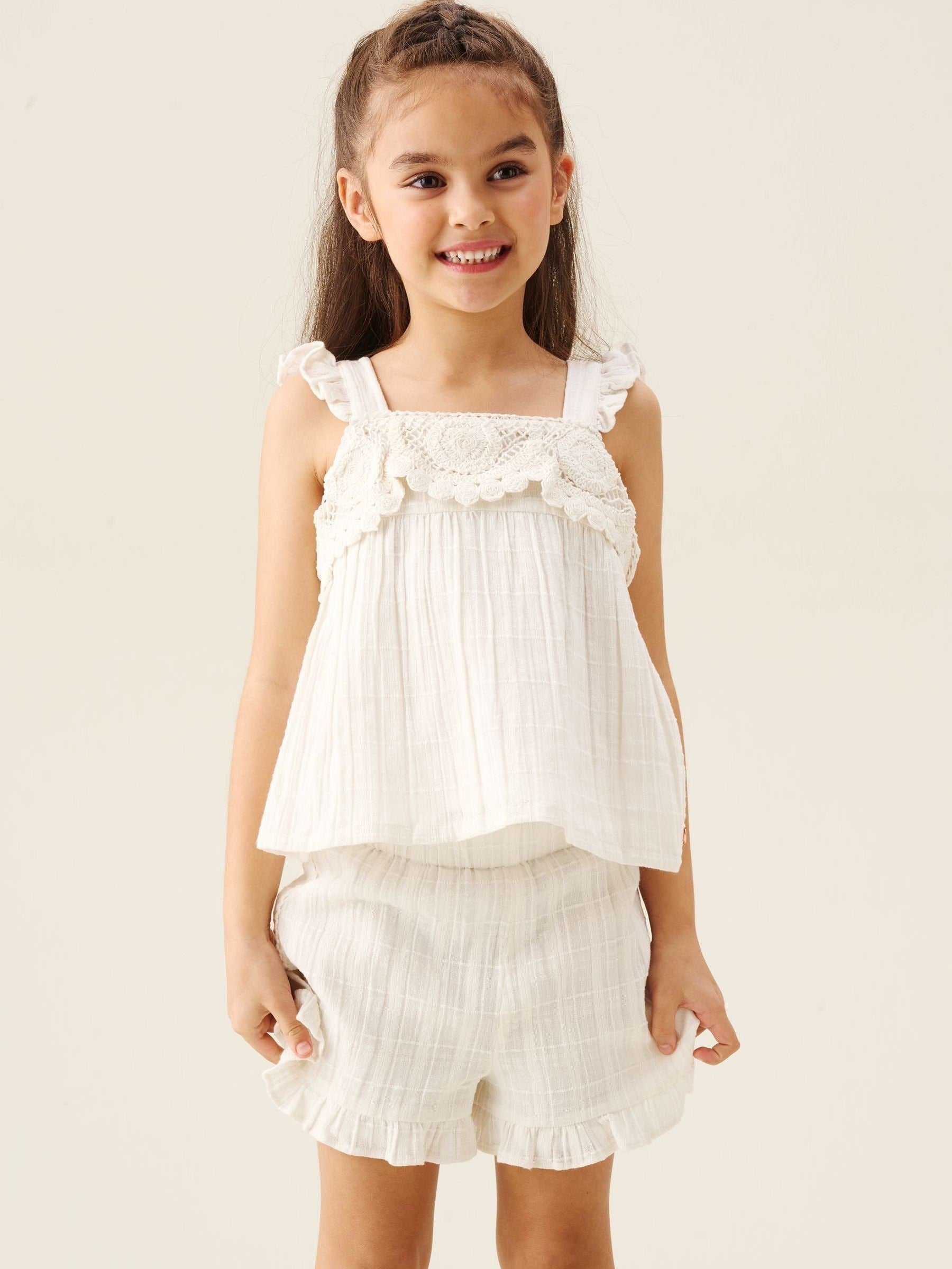 Dsiney Kidz - Angel & Rocket White Liv Crochet Frill Top And Shorts image 2