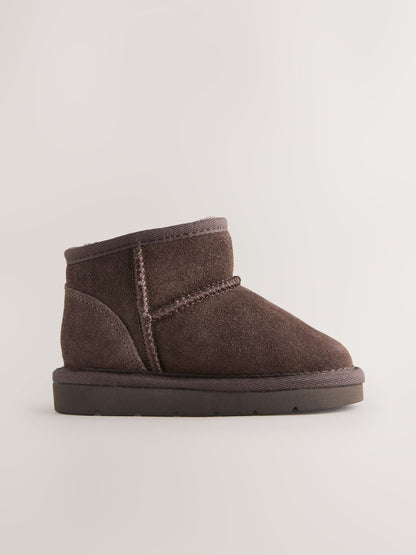 Chocolate Brown Wide Fit (G) Water Repellent Suede Pull On Boots image 2