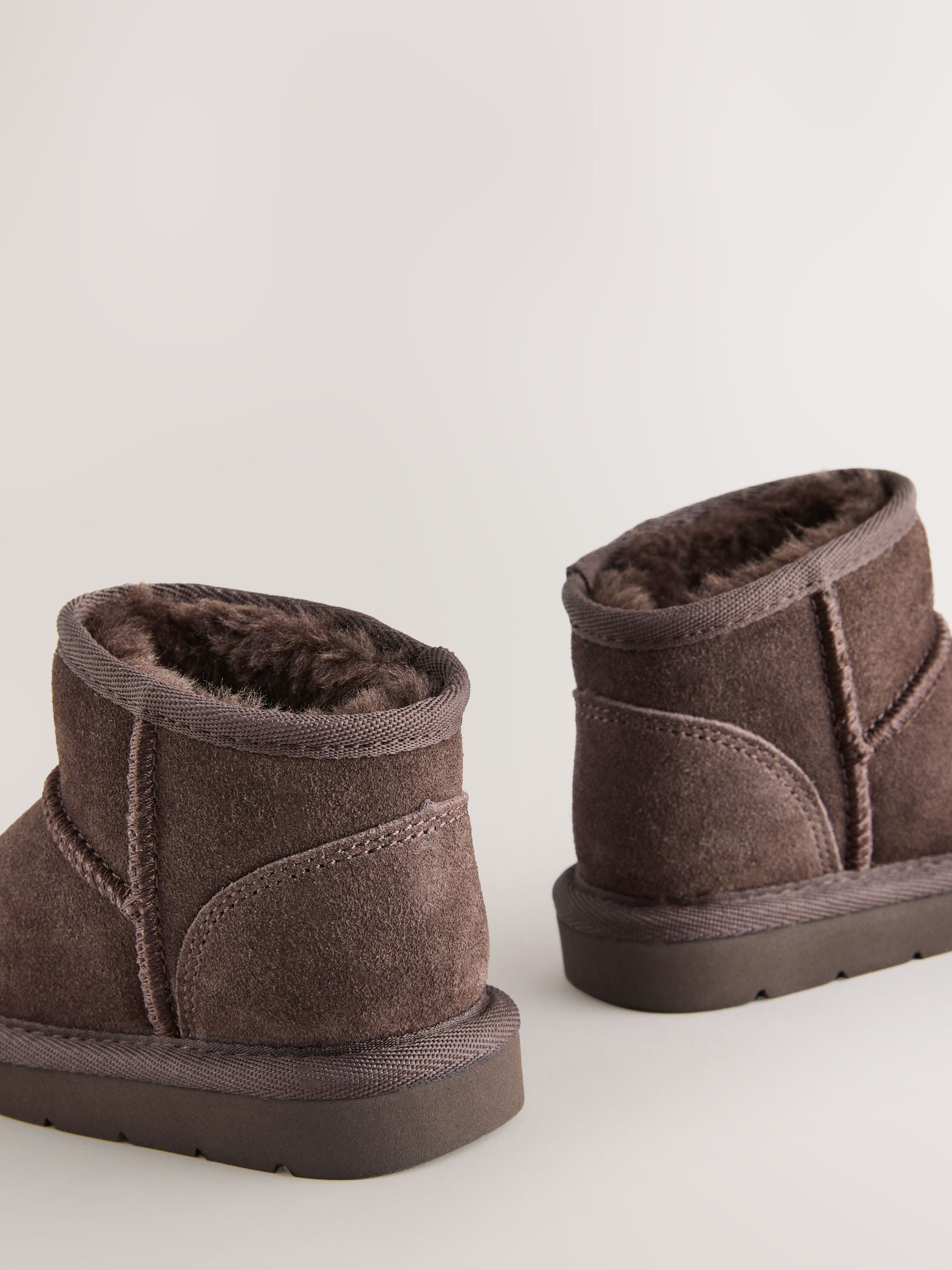 Chocolate Brown Wide Fit (G) Water Repellent Suede Pull On Boots image 5