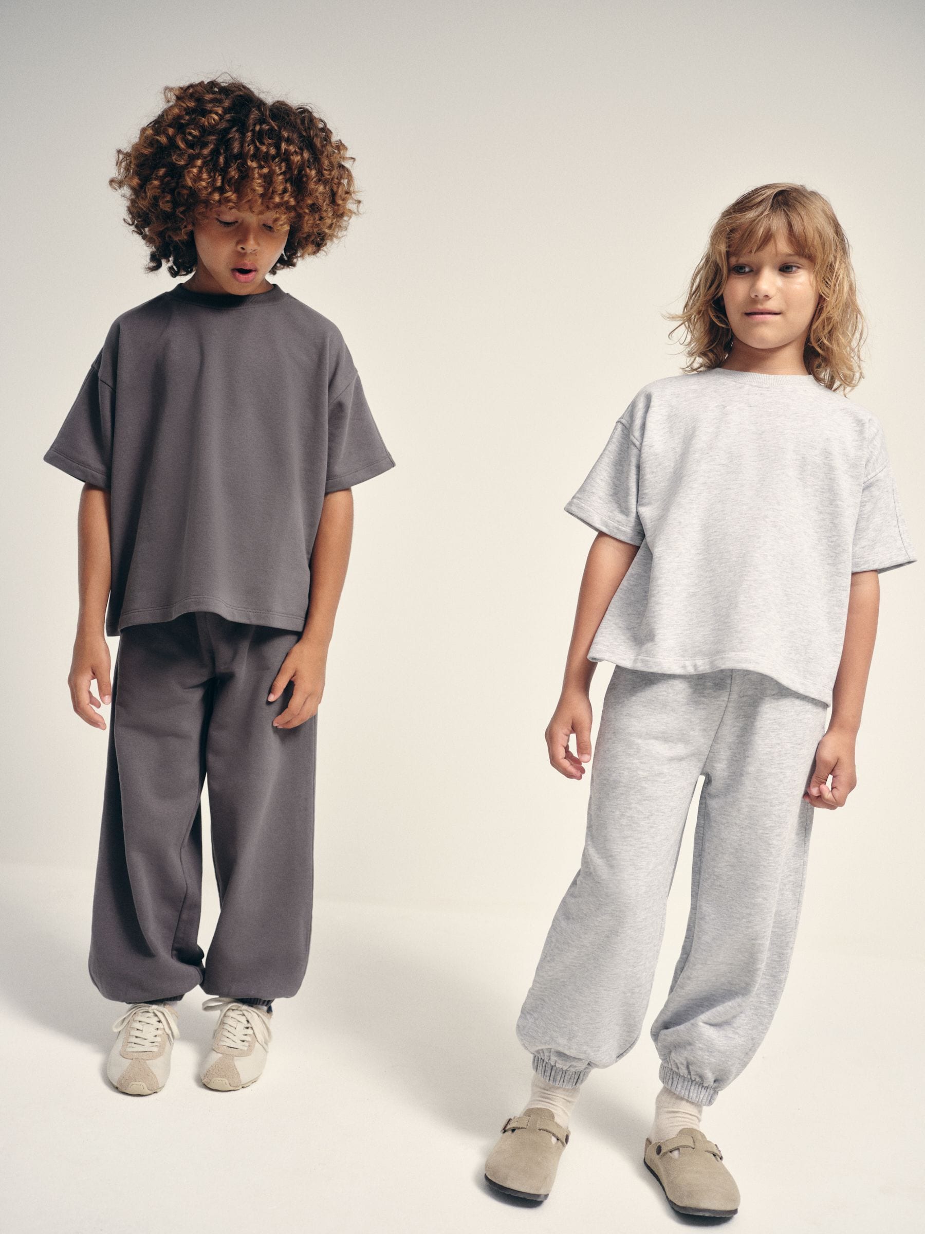 Dsiney Kidz - The Set 2 Pack Oversized Short Sleeve Crew and Relaxed Cuff Joggers Charcoal Grey/Grey Marl image 3