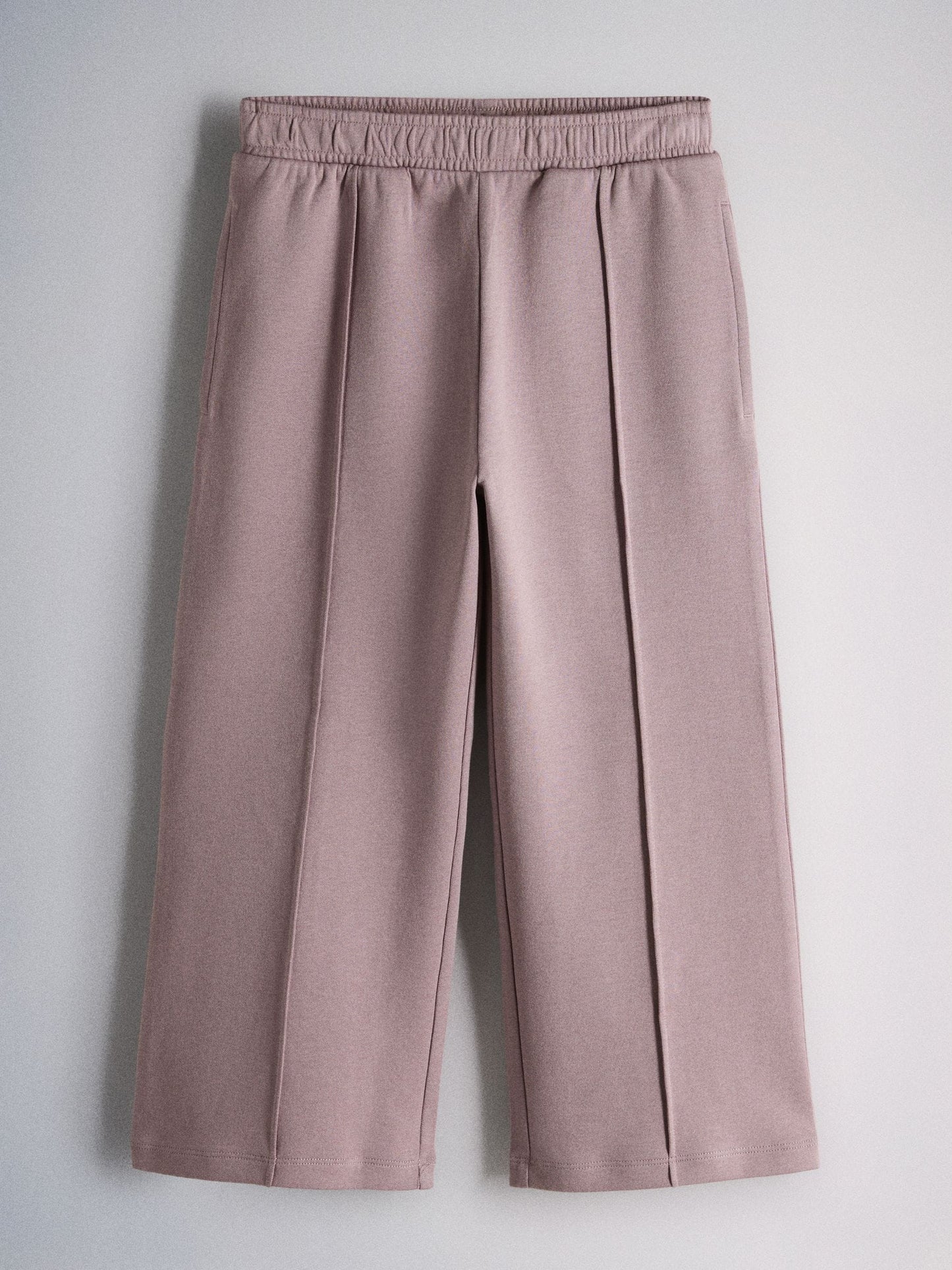 Dsiney Kidz - The Set Short Sleeve Interlock Jersey Pocket T-Shirt and Wide Leg Jogger Set Purple image 3