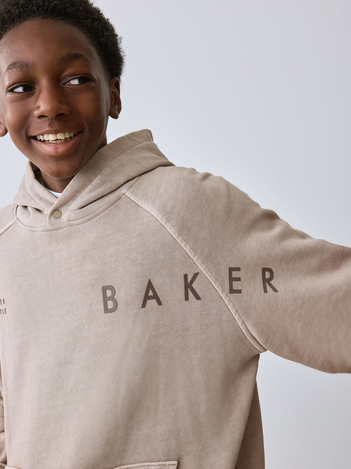 Dsiney Kidz - Baker by Ted Baker Stone Oversized Washed Graphic Hoodie and Wide Leg Joggers Set image 6