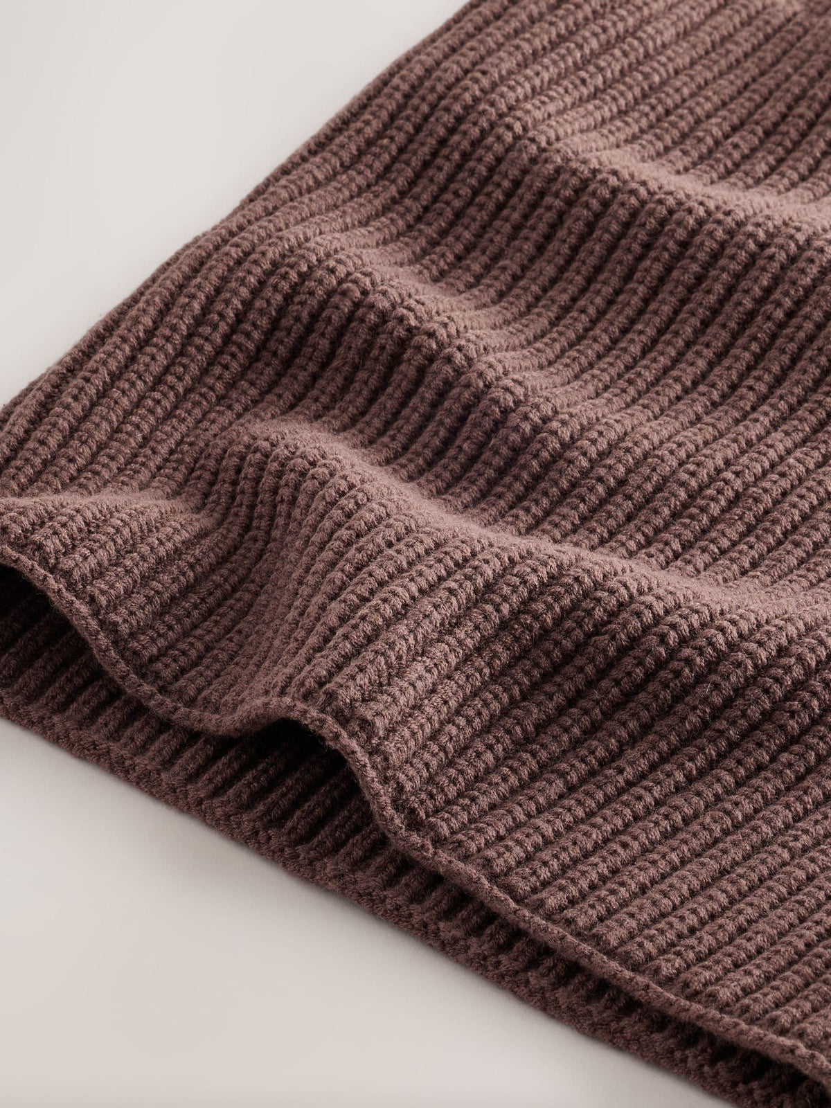Dsiney Kidz - Chocolate Brown Ribbed Knitted Snood (1-16yrs) image 3