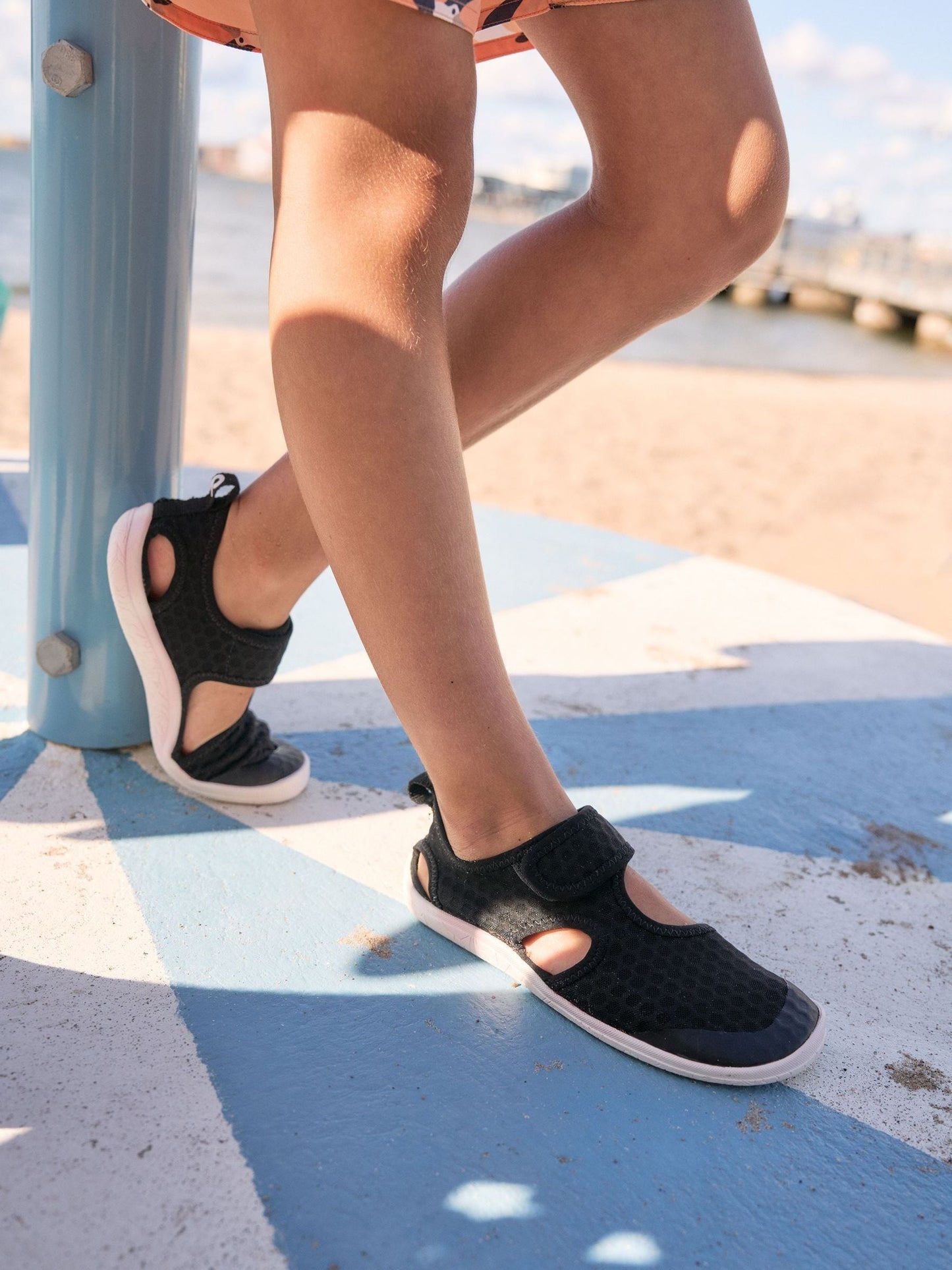 Reima Black Barefoot Rantaan Sandals image 1