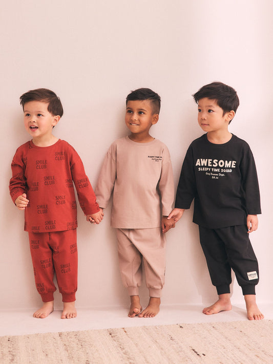 Black/Red/Stone Oversized Pyjamas 3 Pack (9mths-11yrs) - image 1