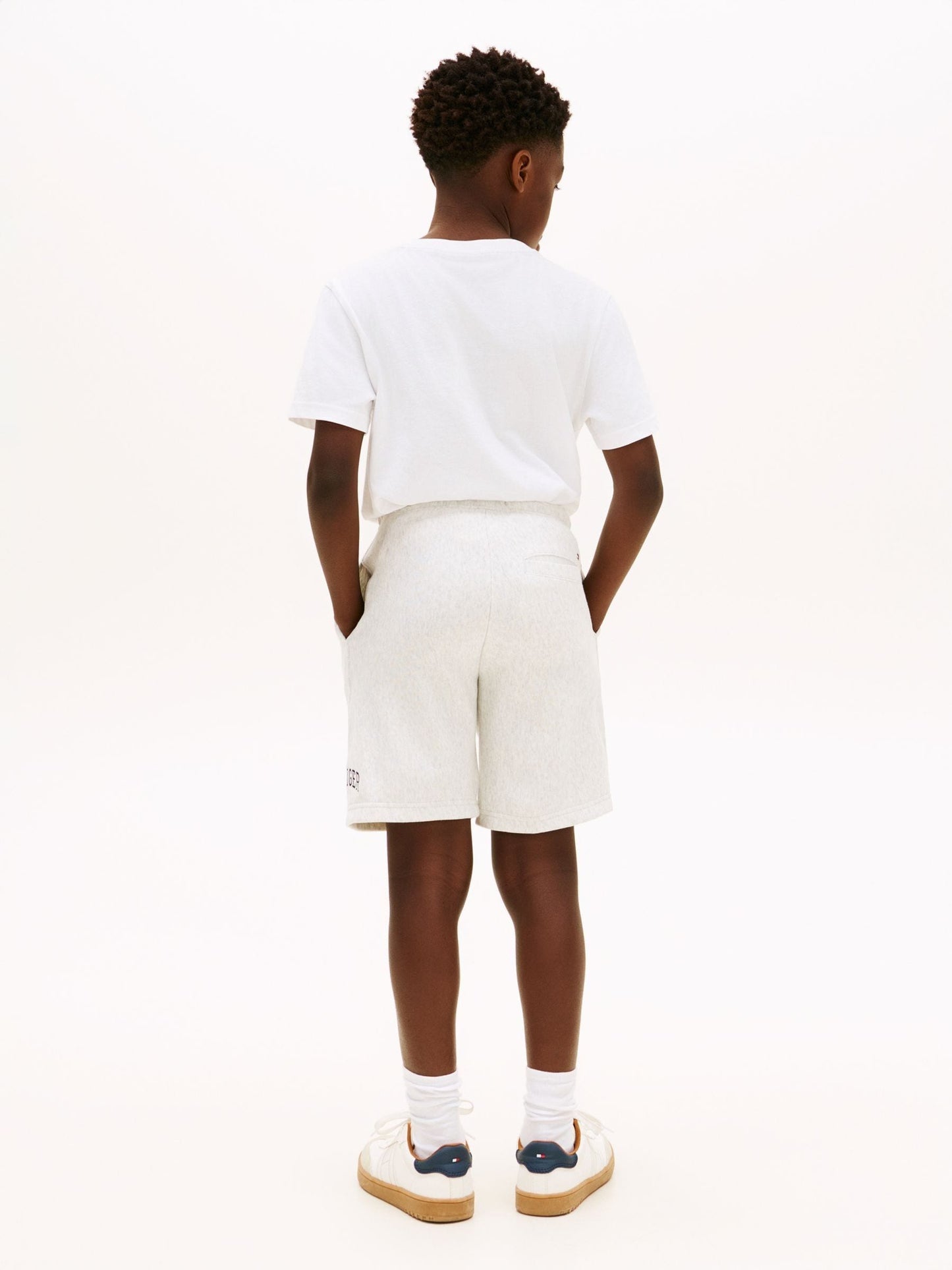 Dsiney Kidz - Tommy Hilfiger Grey Terry Wide Leg Sweat Shorts image 3