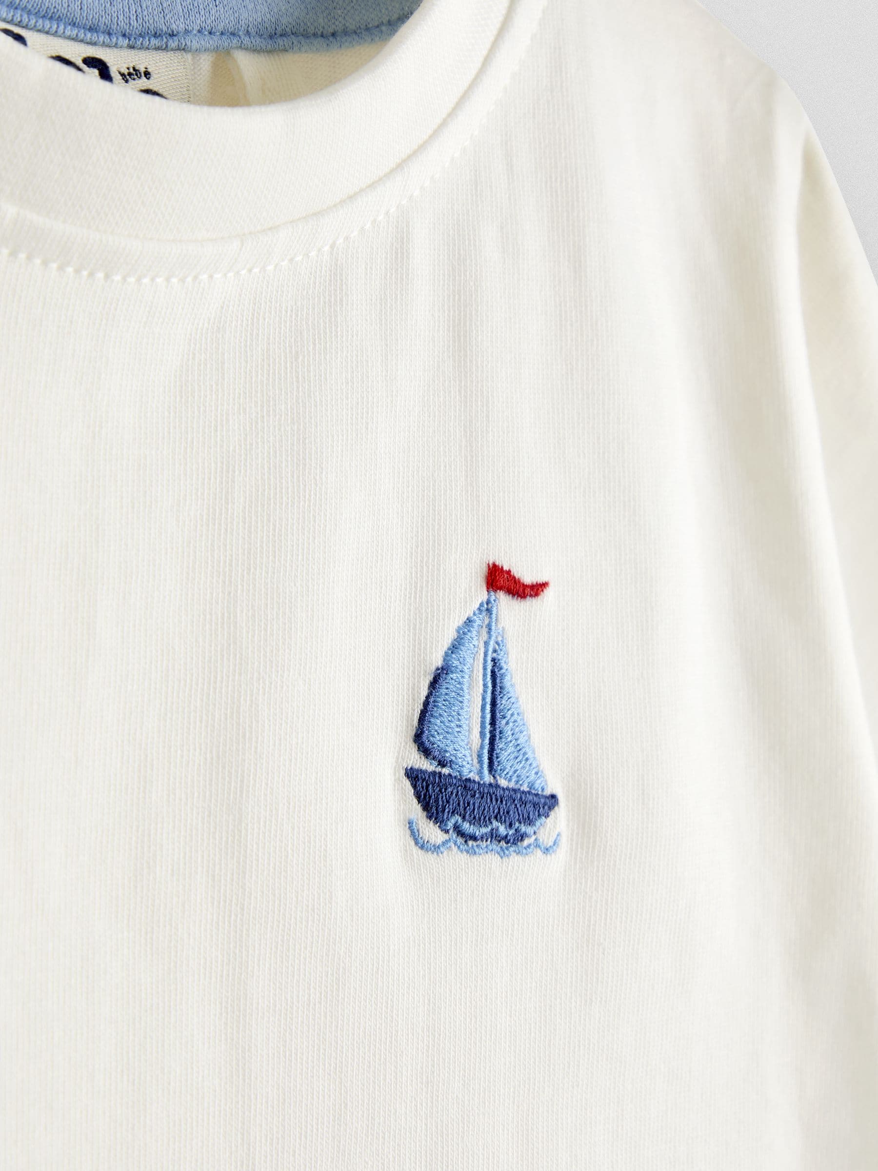JoJo Maman Bébé Navy Blue Boat T-Shirt image 6