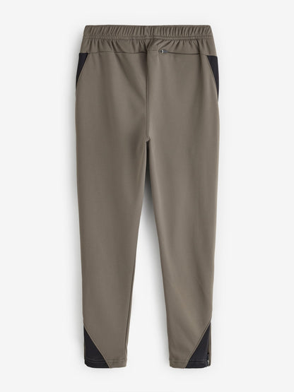 Castore Green Training Tracksuit - image 12